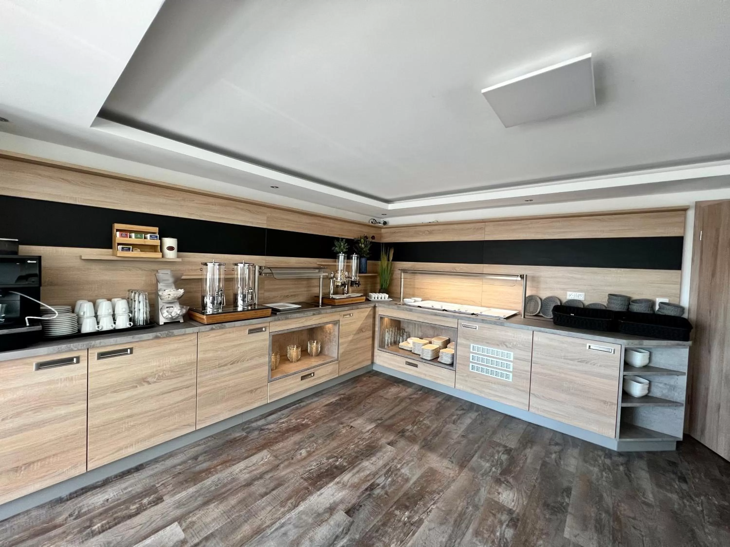 Buffet breakfast in Hotel Ocean