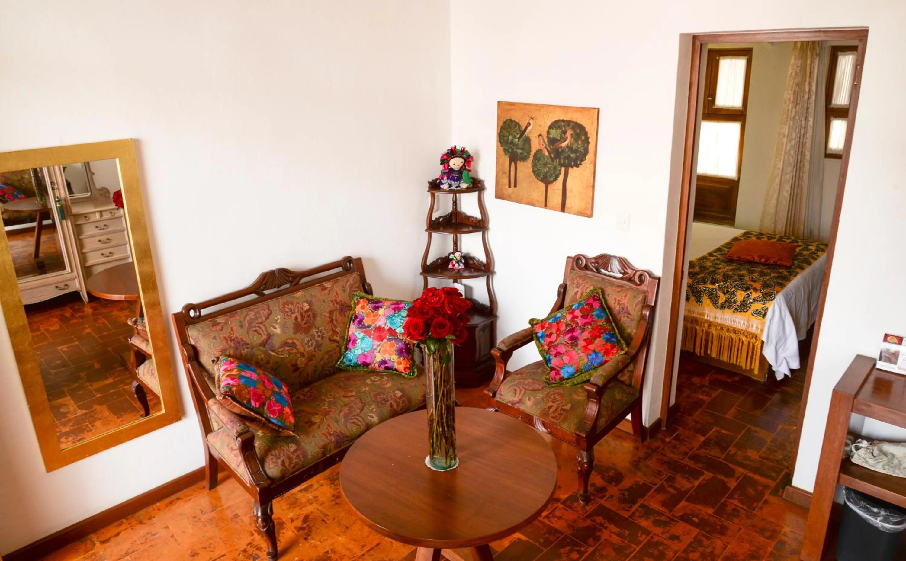 Seating area in El Serafin Hotel Boutique