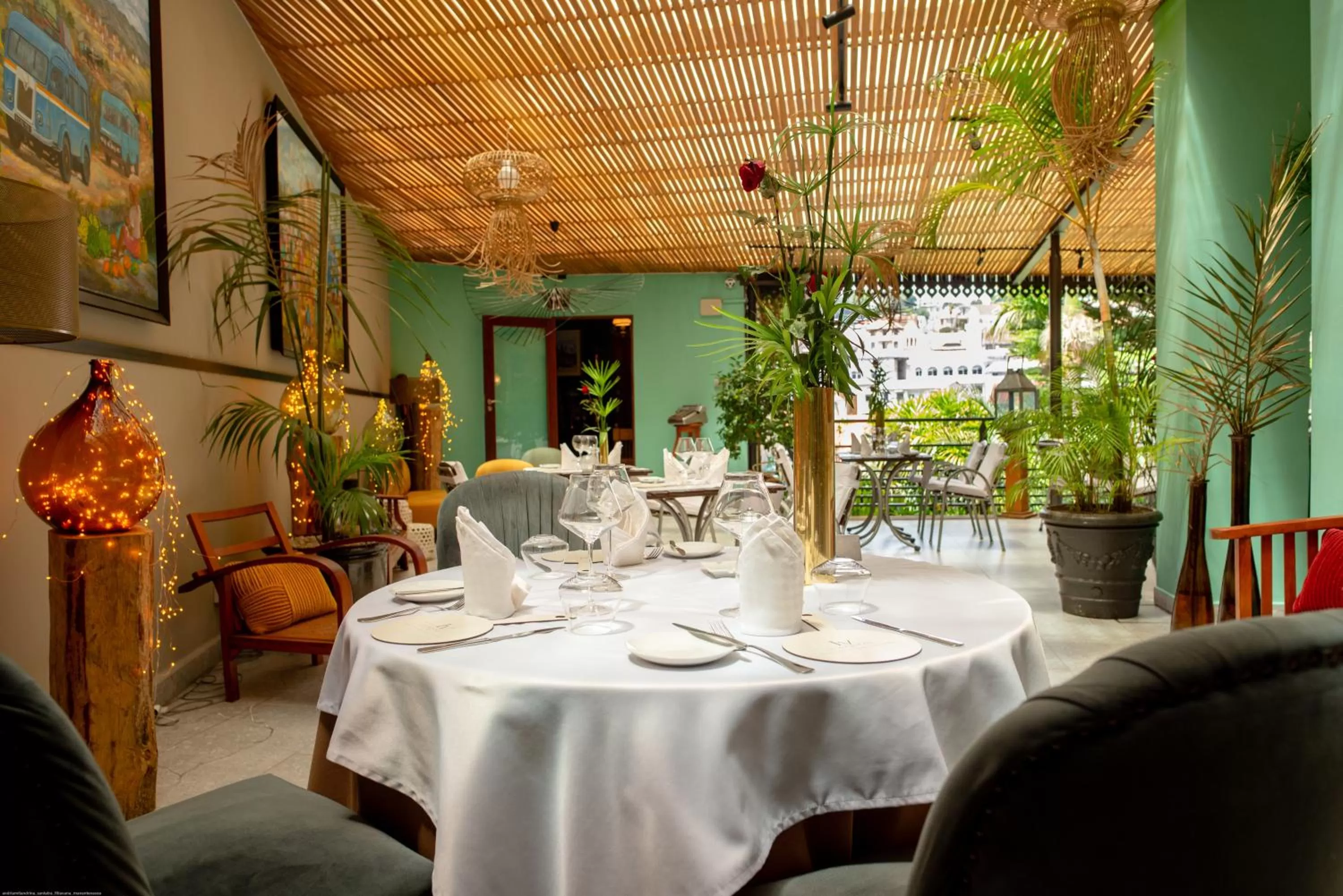 Restaurant/Places to Eat in La Varangue