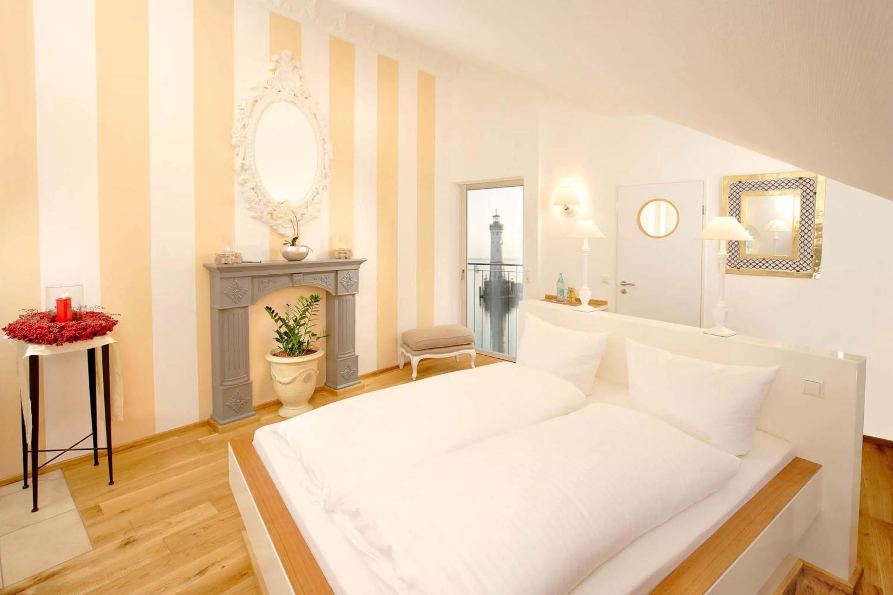 Panorama Wellroom without Balcony or Terrace - single occupancy in YachtHotel Helvetia Spa- und Wellnessdomizil