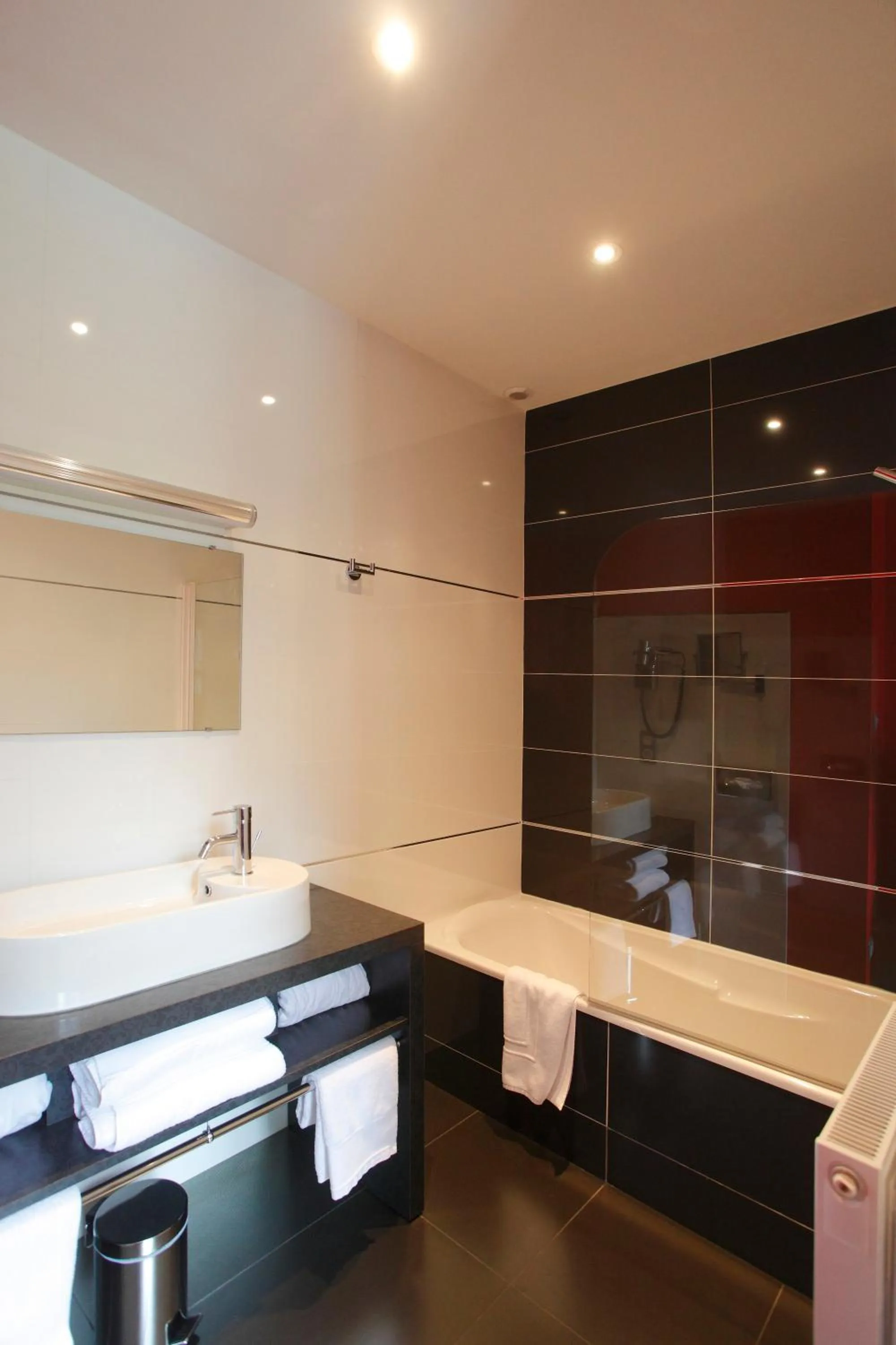 Bathroom in Hotel Château de la Barbinière