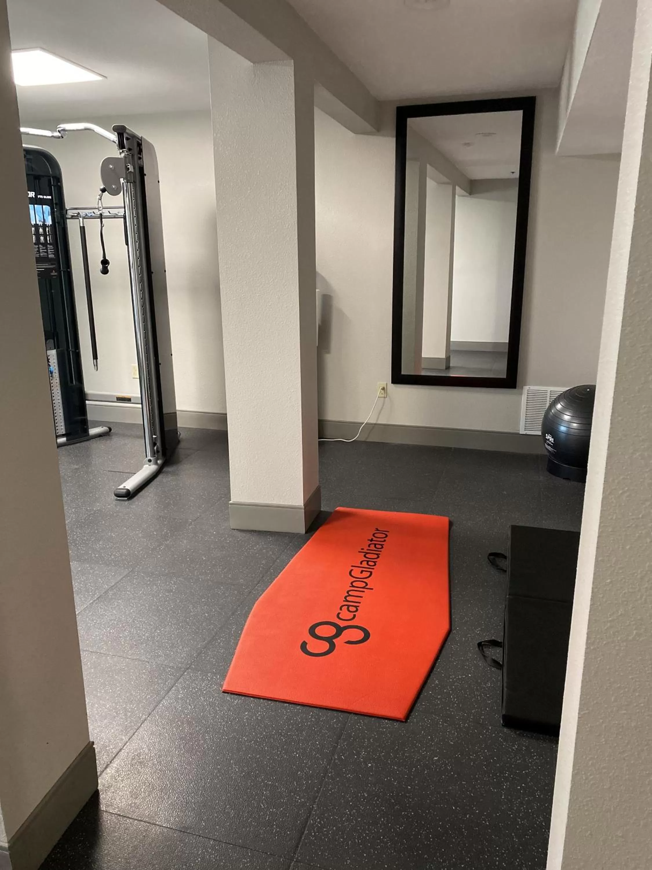 Fitness centre/facilities in Country Inn & Suites by Radisson, Fort Worth, TX