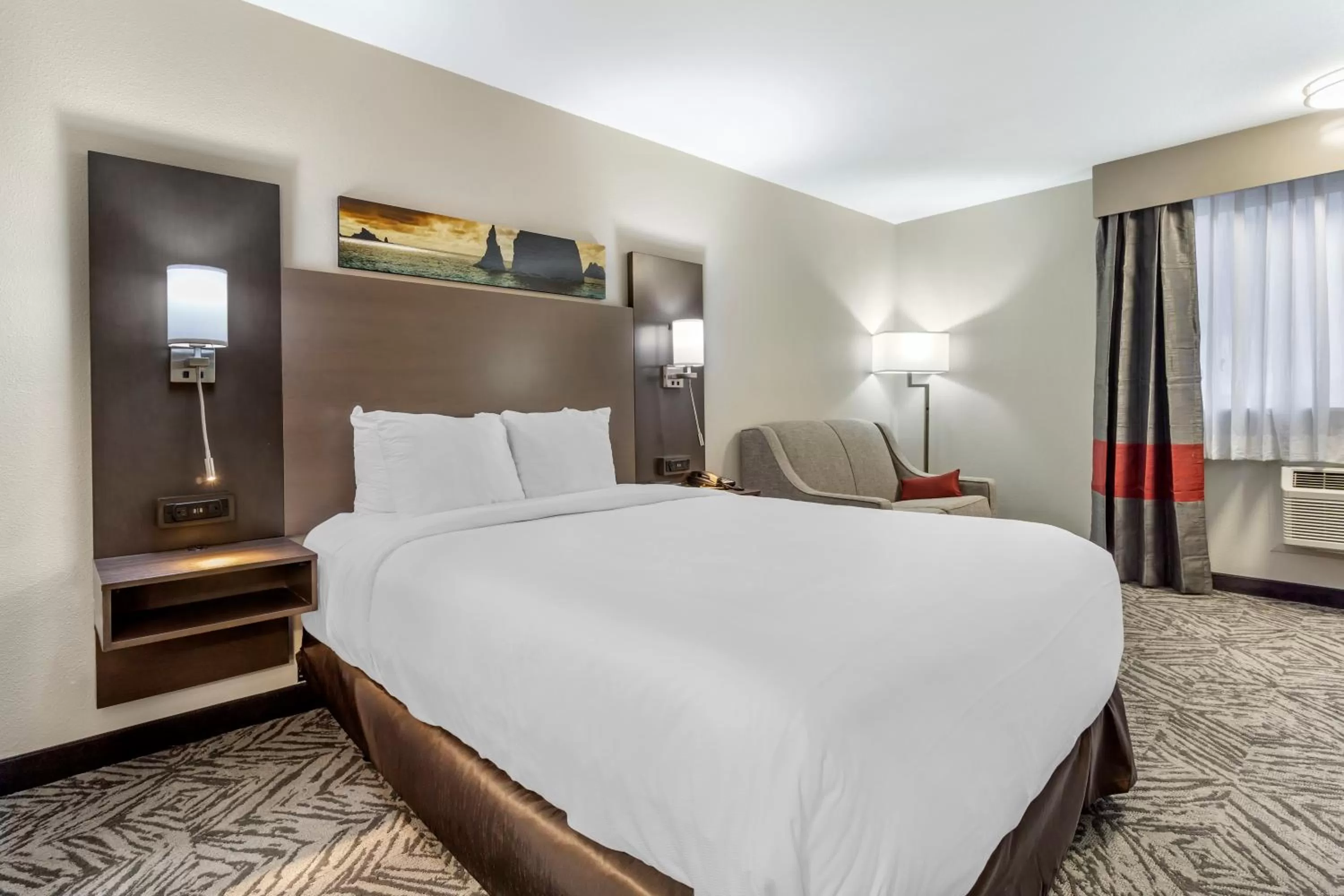 Bed in Comfort Inn & Suites Pacific - Auburn