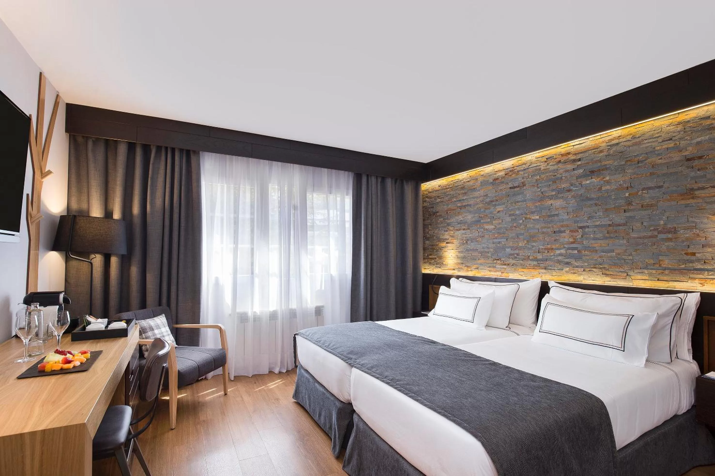 Bedroom, Bed in Melia Sierra Nevada