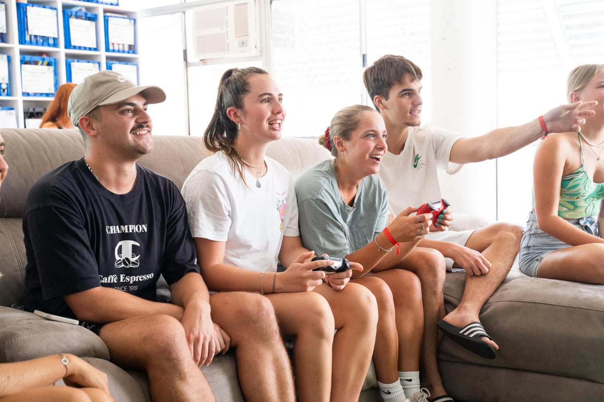 Communal lounge/ TV room in Mad Monkey Waterfront