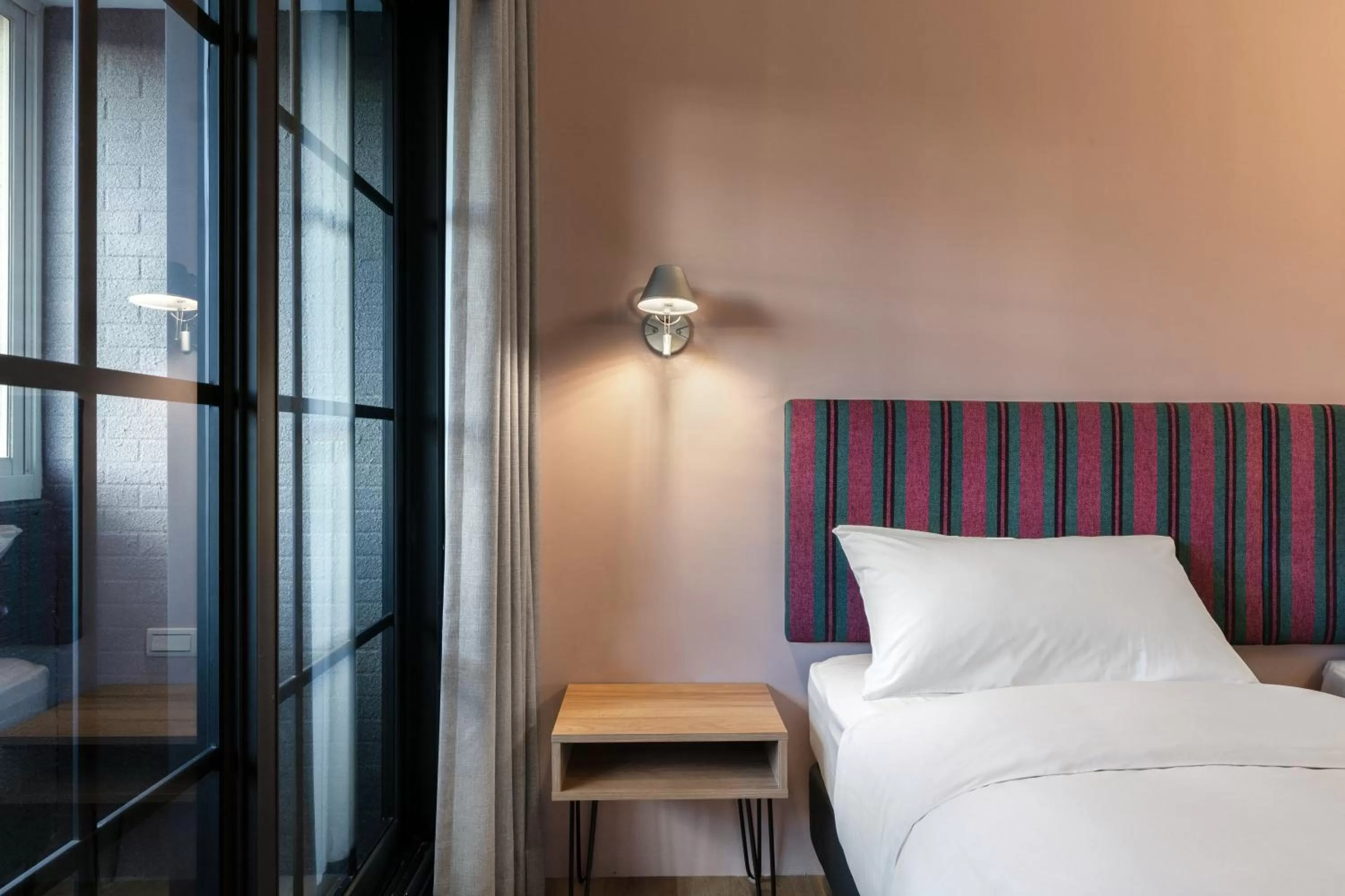 Bedroom, Bed in River Inn Kenting