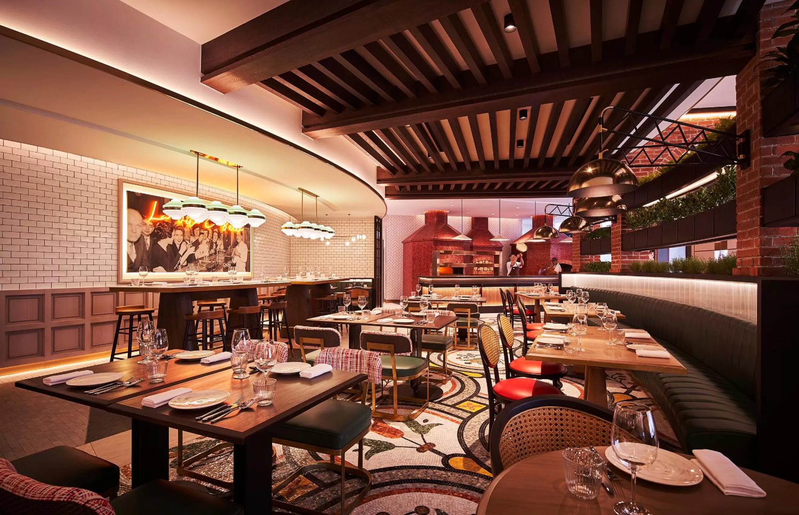 Restaurant/places to eat in Swissotel The Stamford Singapore