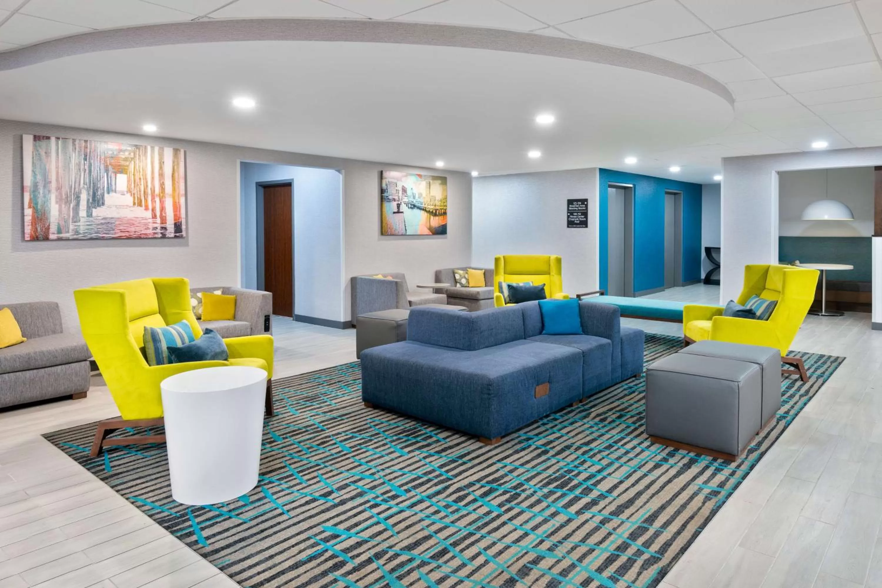 Lobby or reception in Hampton Inn Salisbury