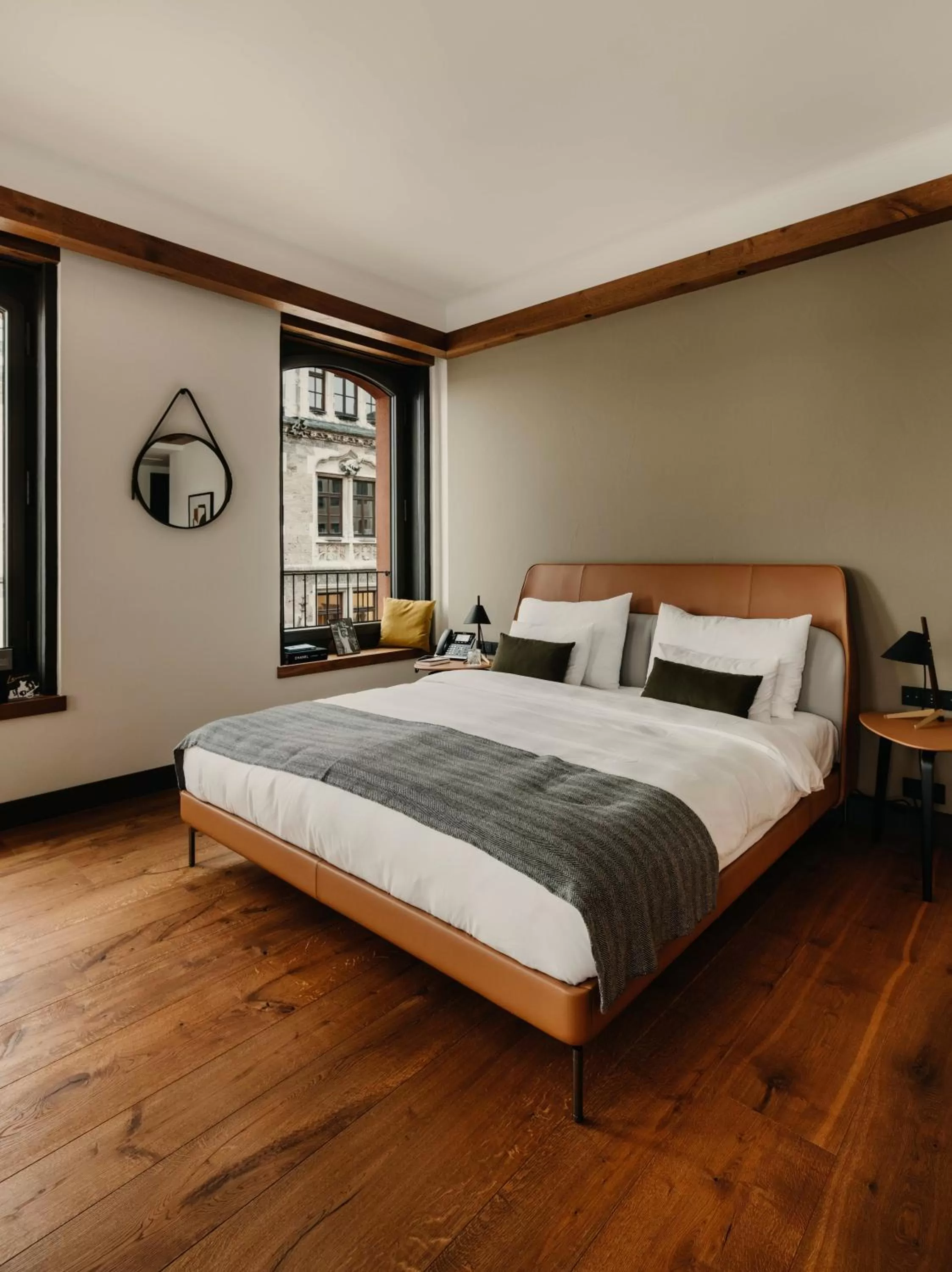 Staff, Bed in DO & CO Hotel München