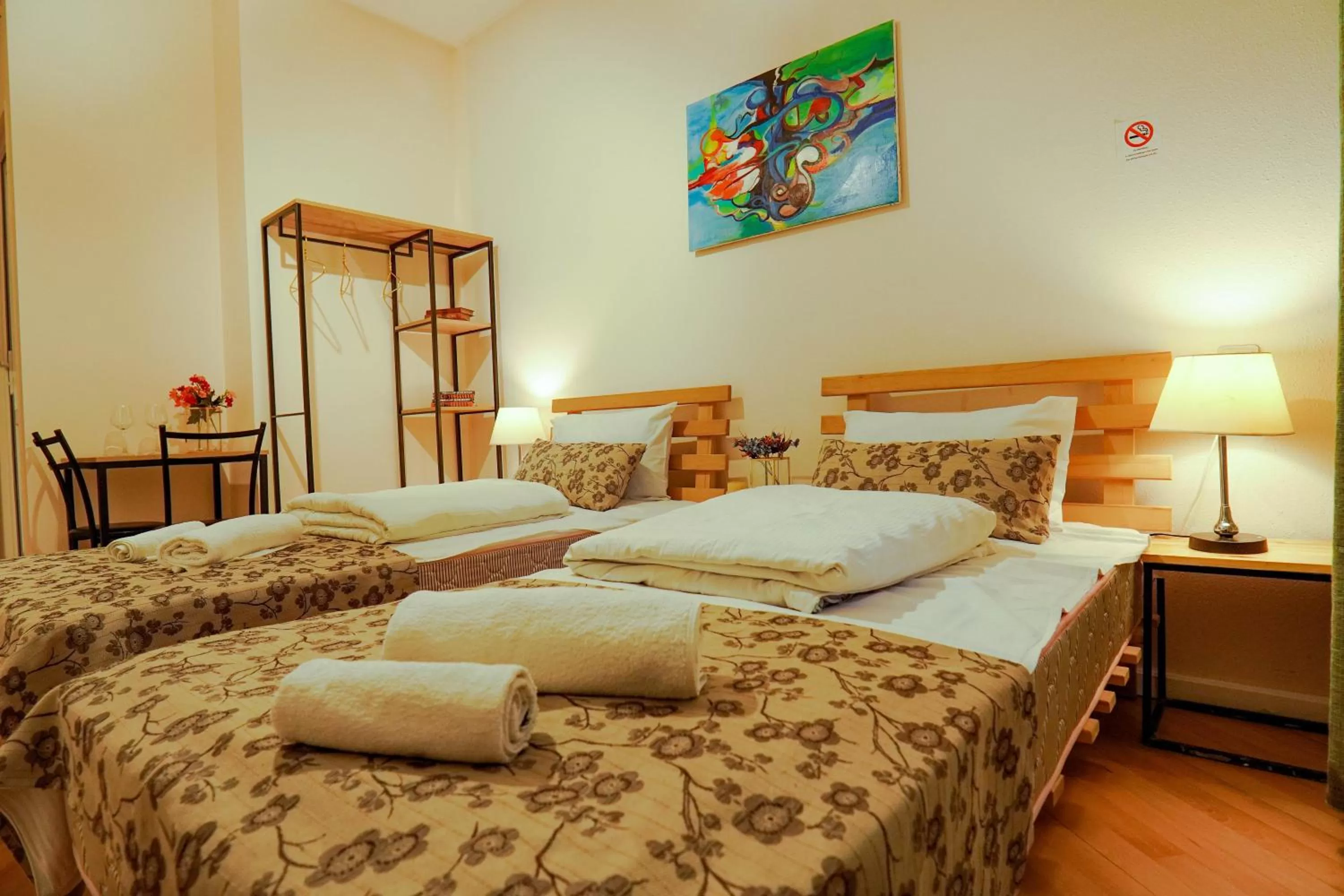 Bedroom, Bed in Check-In Hotel