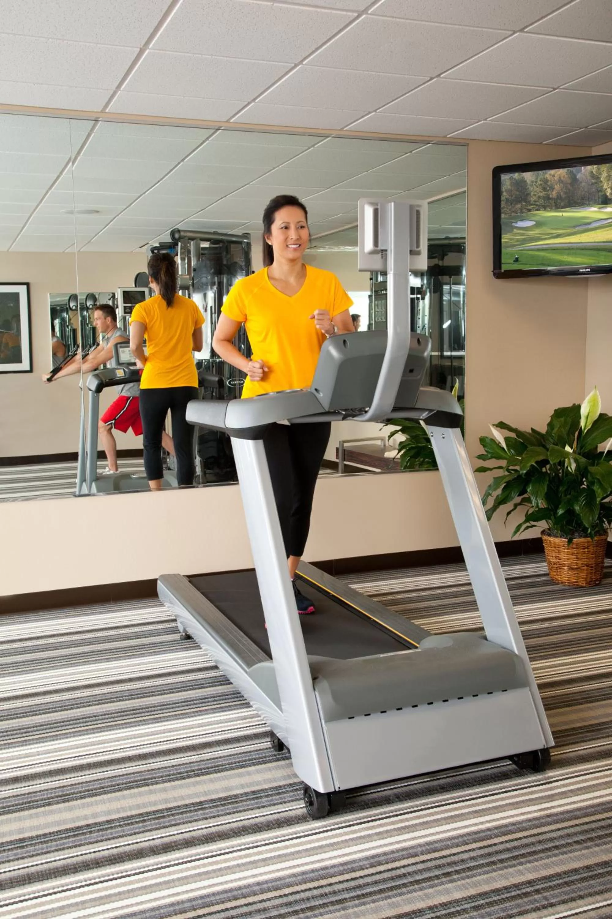 Fitness centre/facilities in Holiday Inn Express & Suites - Parsons by IHG