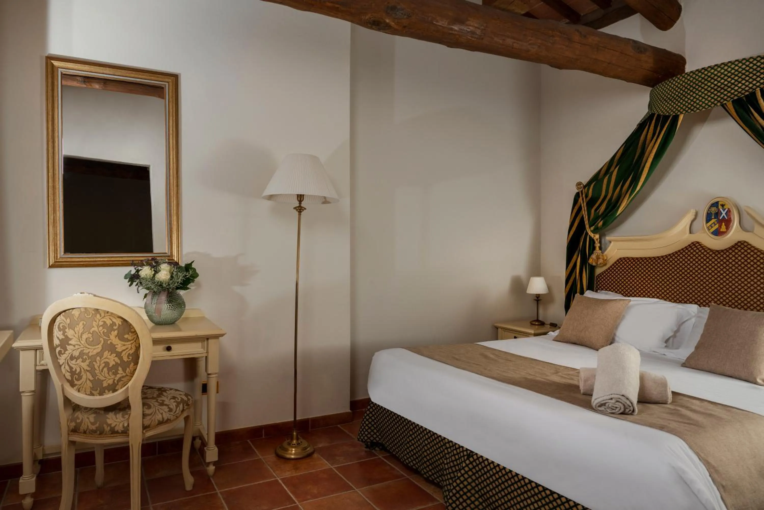 Bed in Castello di Leonina Relais - Adults Only