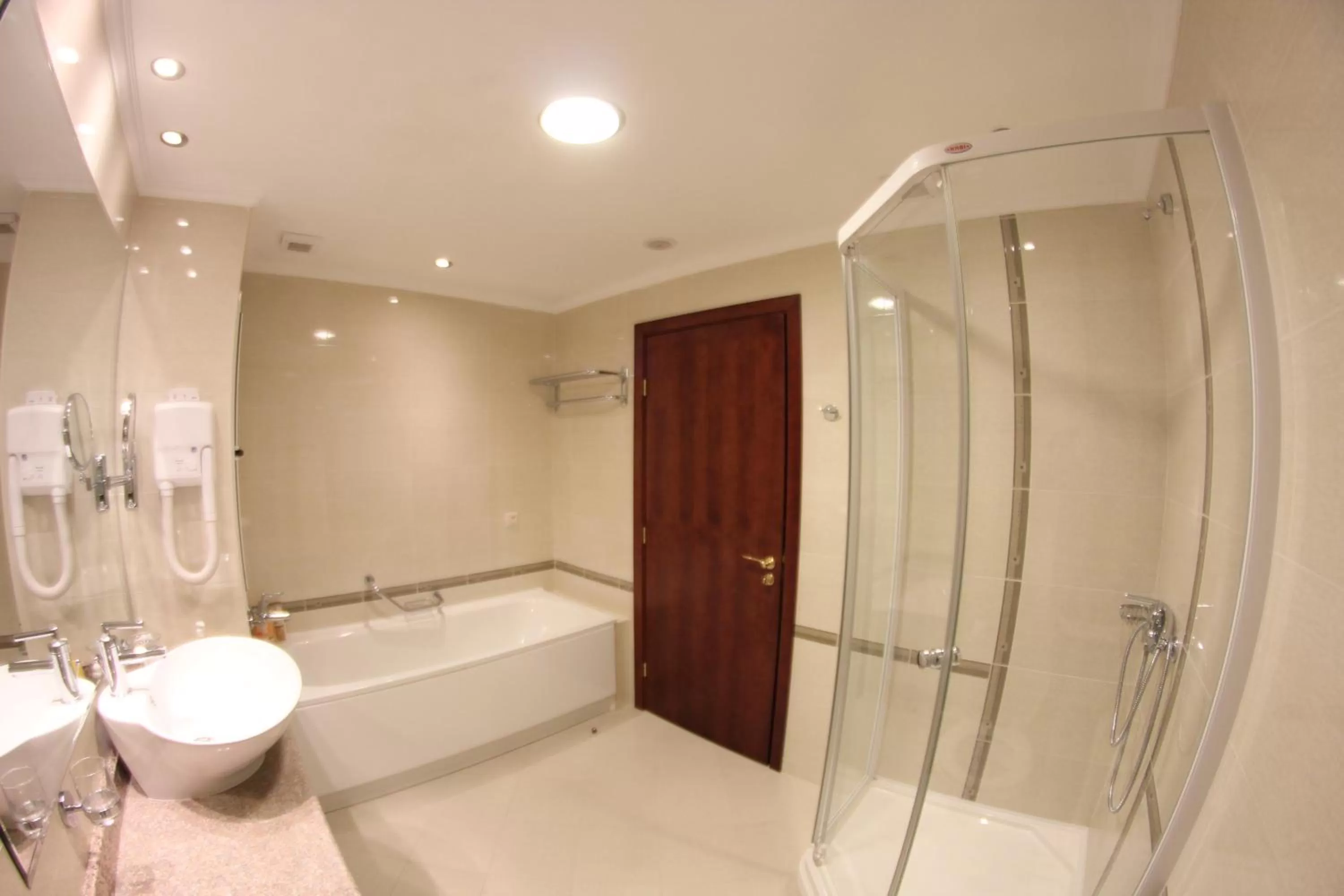 Bathroom in Downtown Bansko Resort