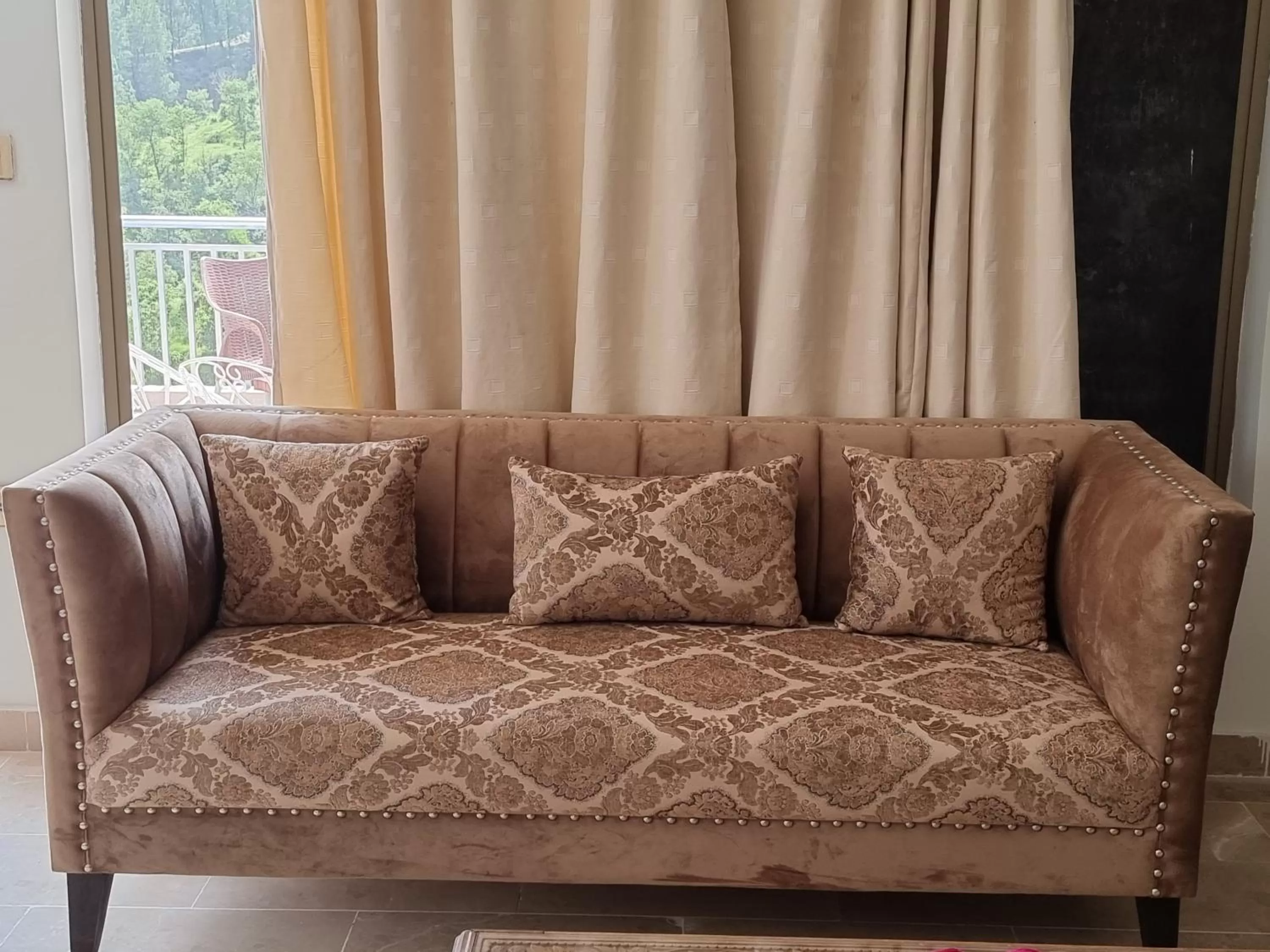 Living room in Srinagar Homes