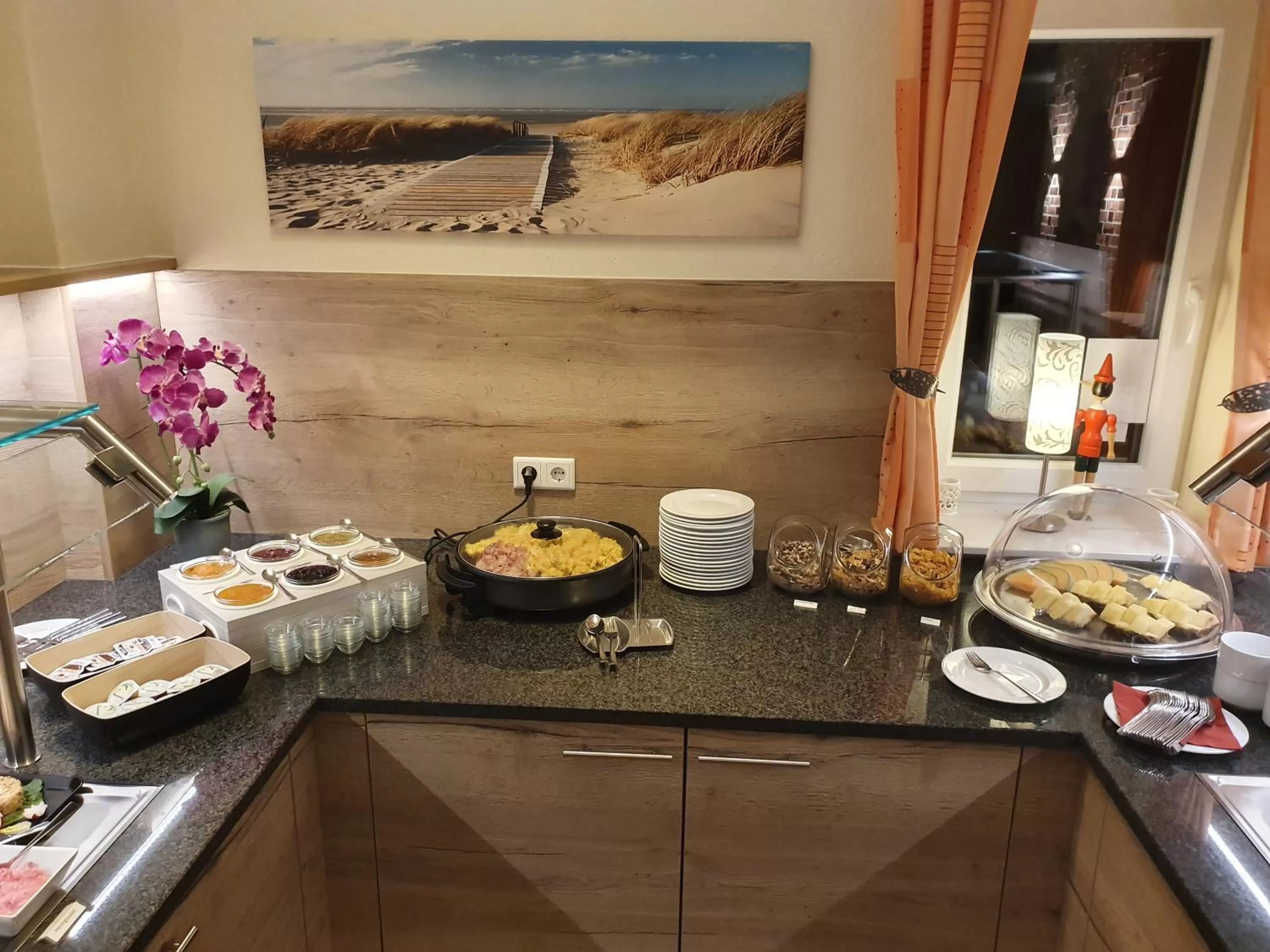 Buffet breakfast in Hotel Bohlje