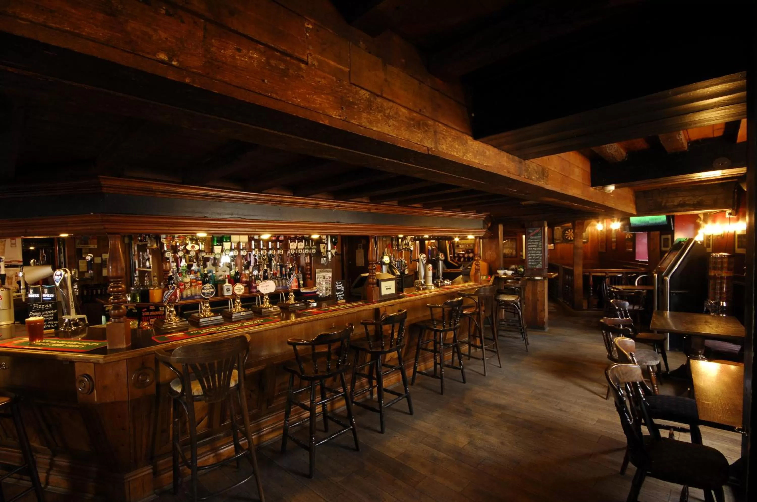 Lounge or bar in The Longboat Inn