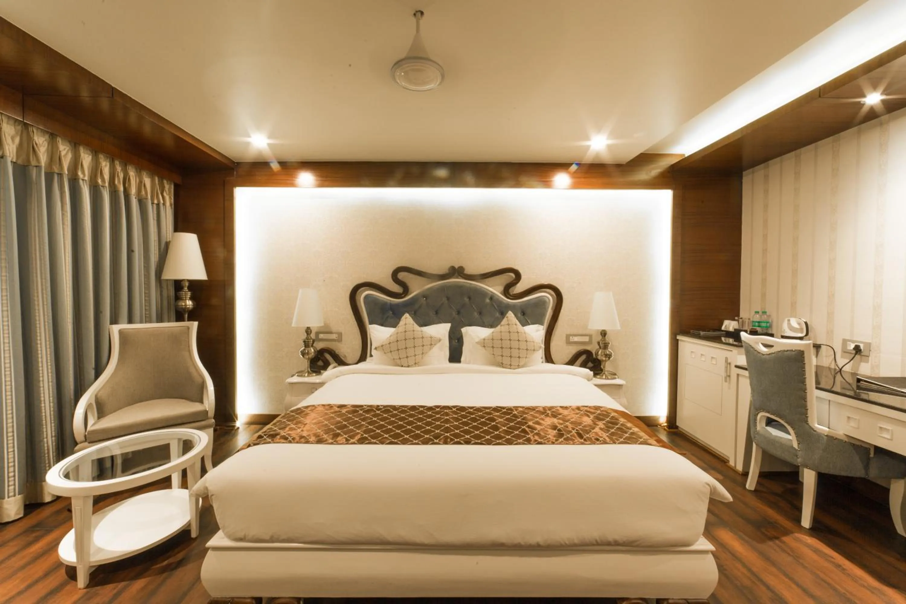 Bed in Costa Riviera Hotel