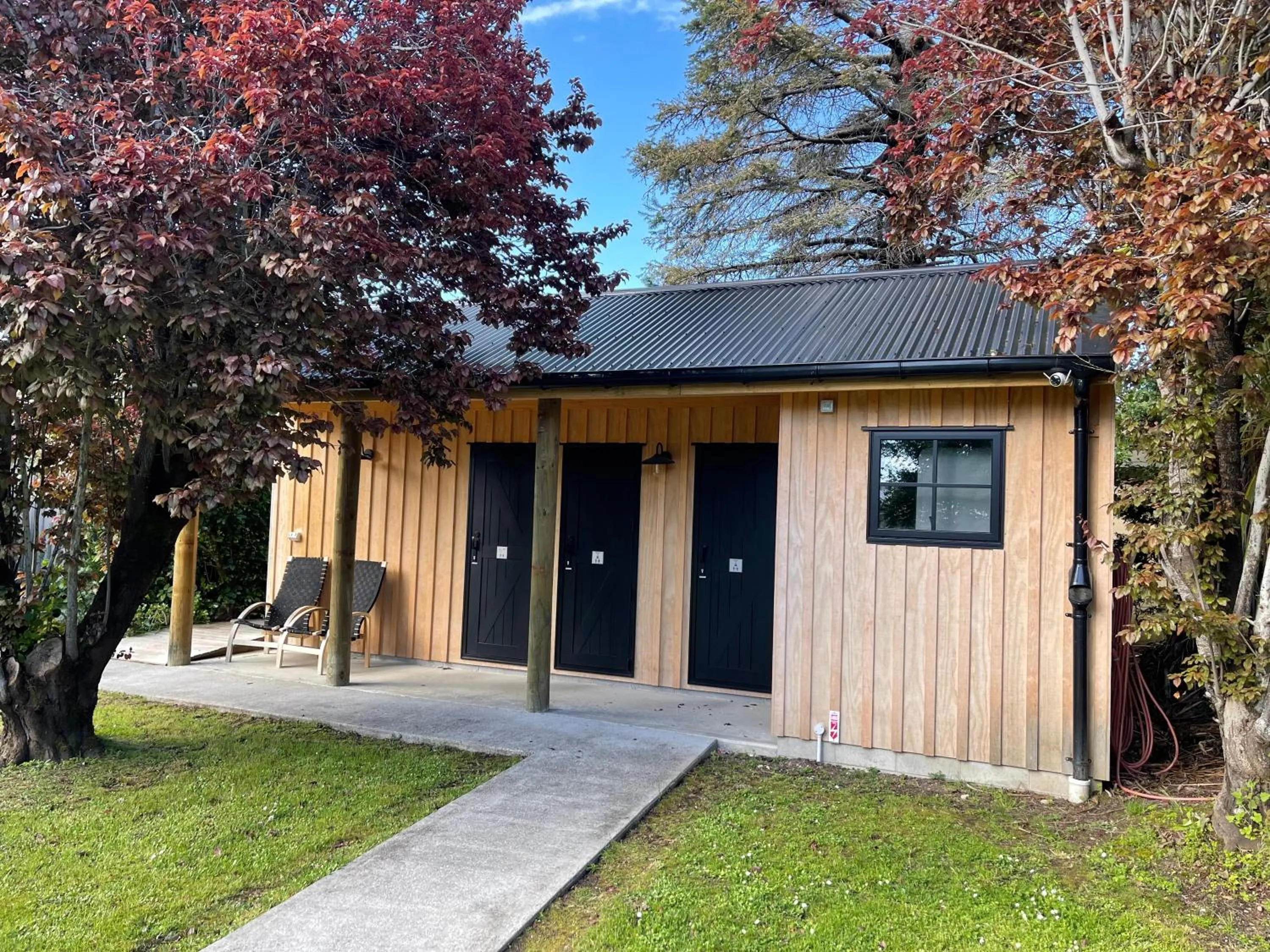 Te Anau Lakefront Backpackers