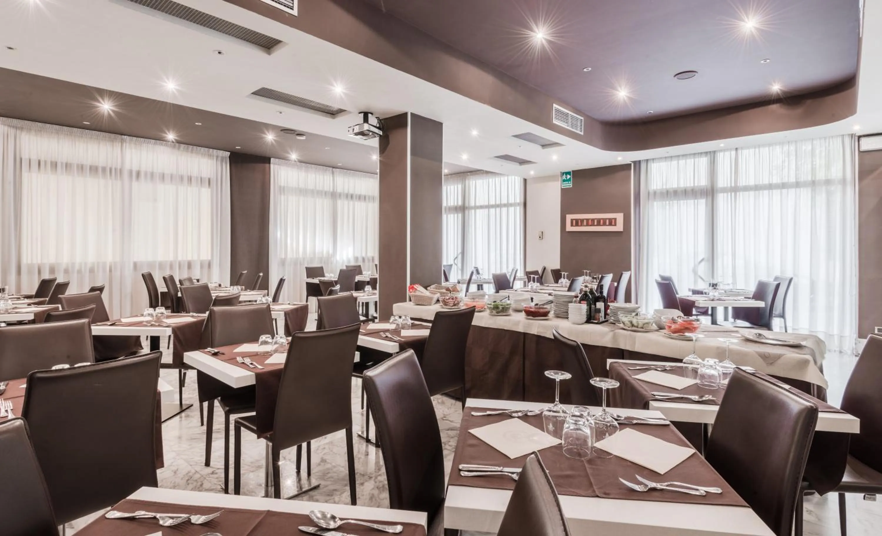 Breakfast in Hotel Montebello