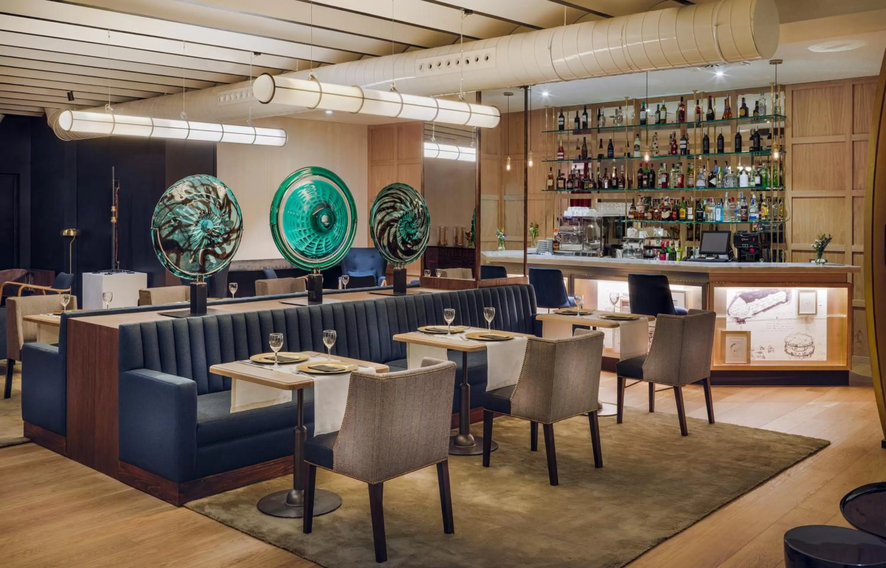 Restaurant/places to eat in H10 Puerta de Alcalá 4 Sup