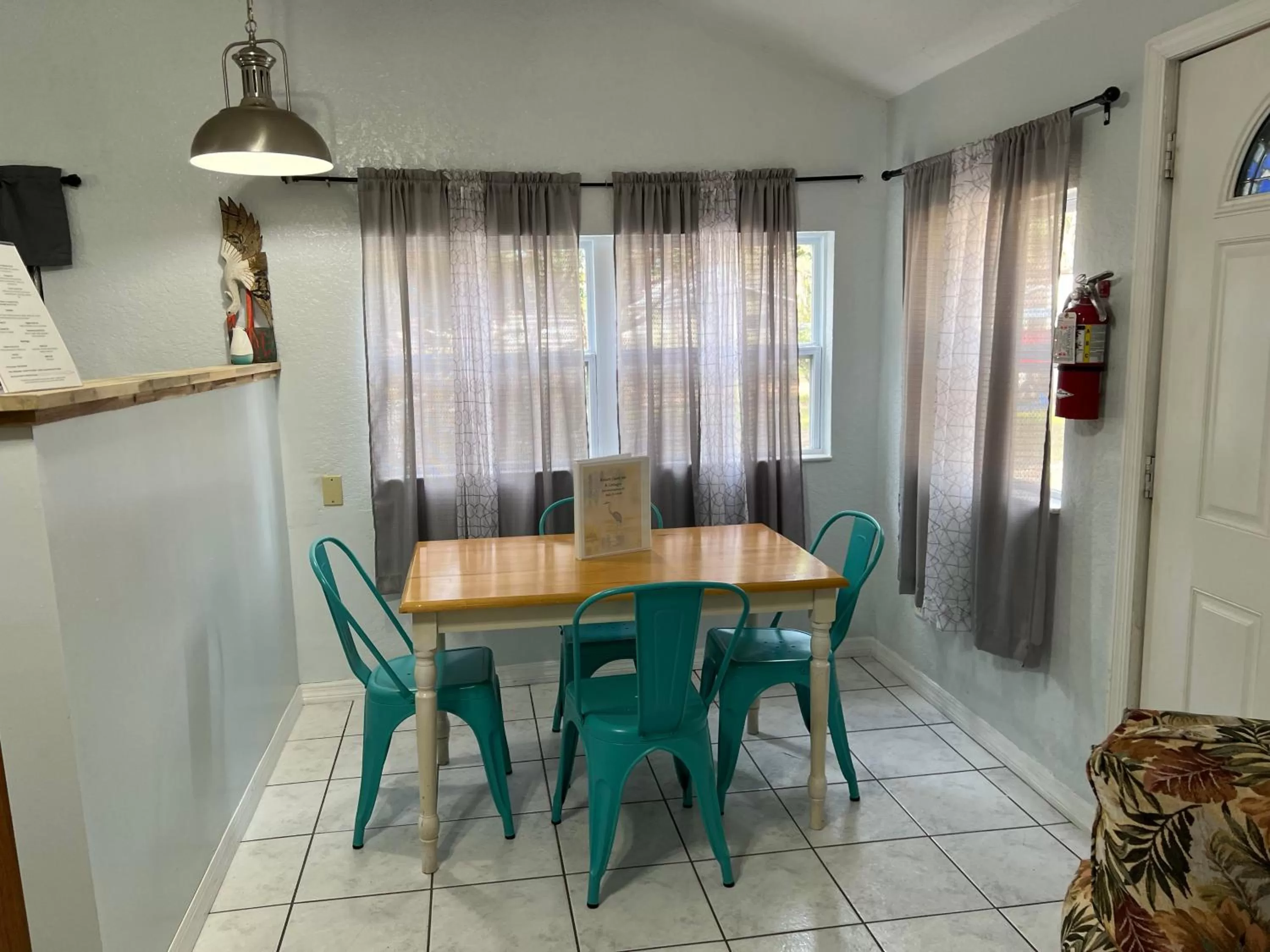 Dining area in Nature Coast Inn & Cottages