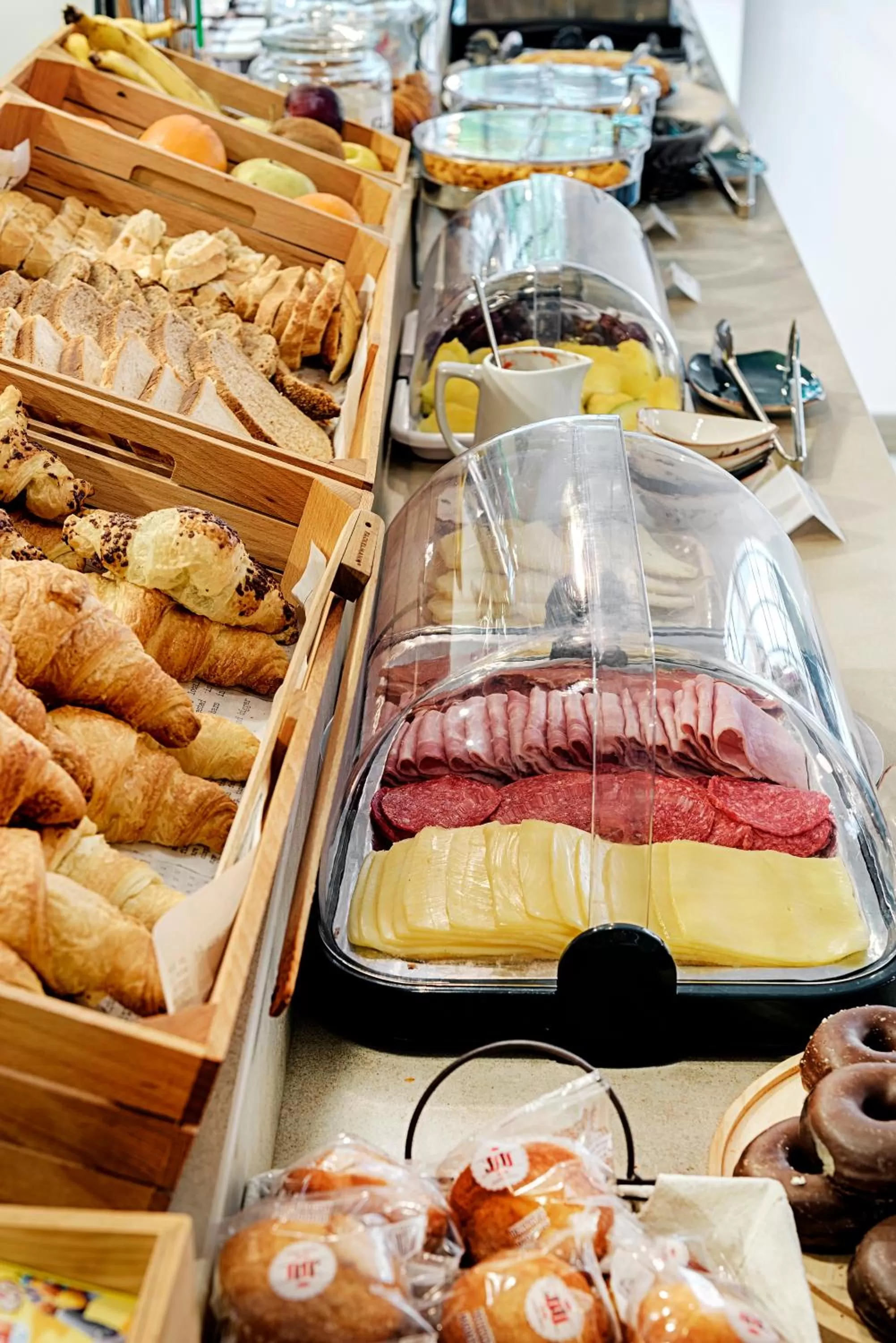 Breakfast in Blanq Carmen Hotel