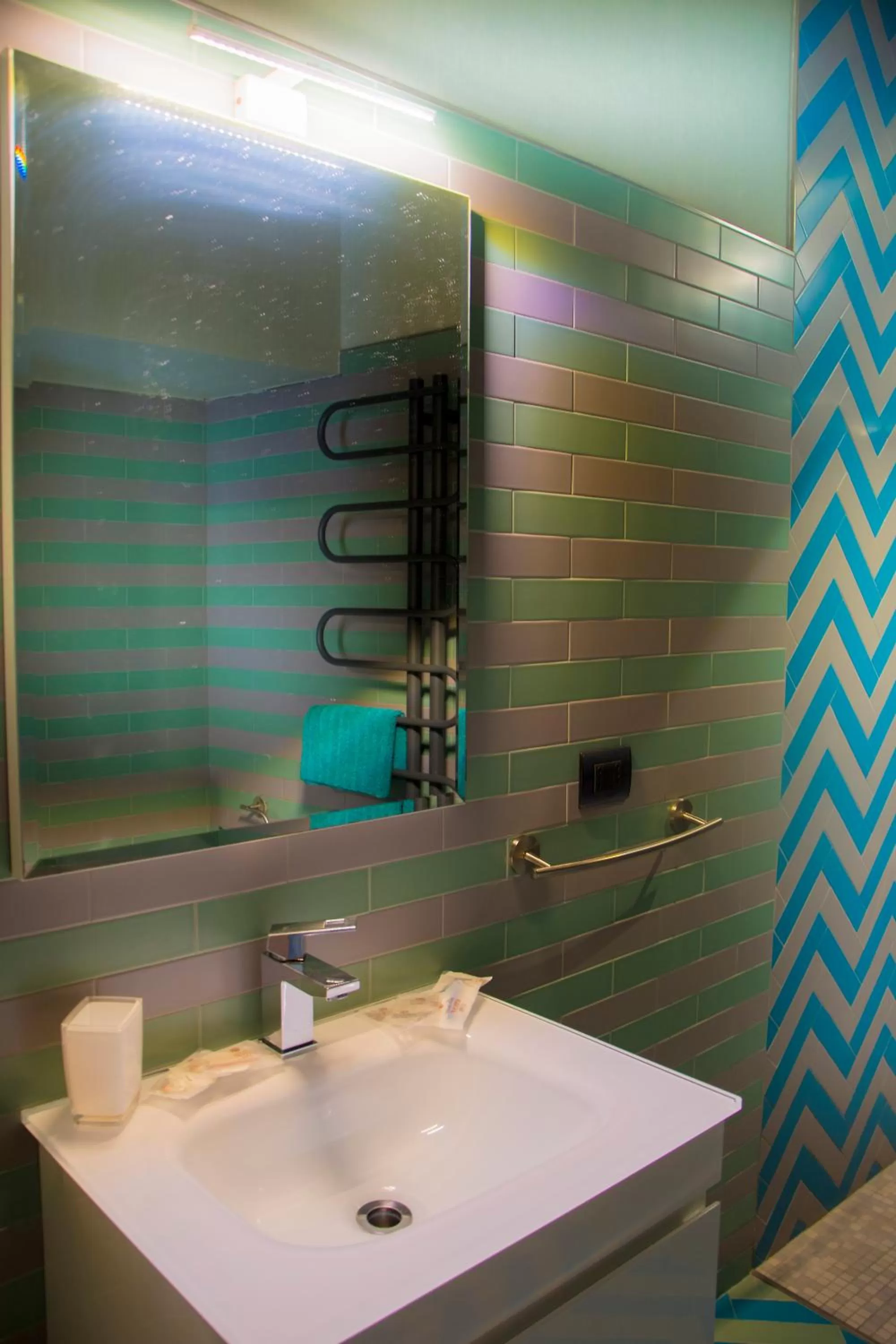 Bathroom in Alma Megaris