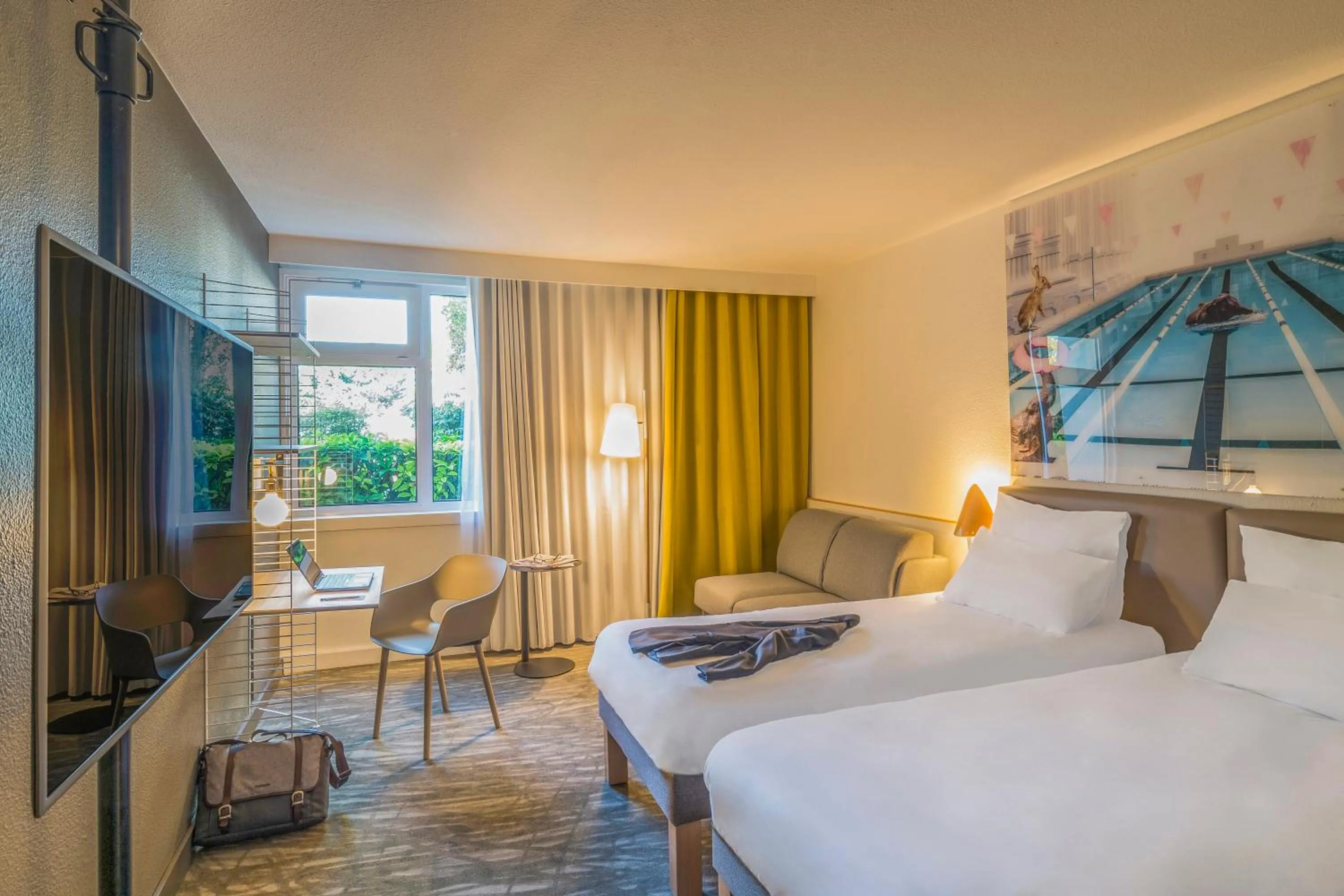 Bedroom, Bed in Novotel Paris Créteil Le Lac