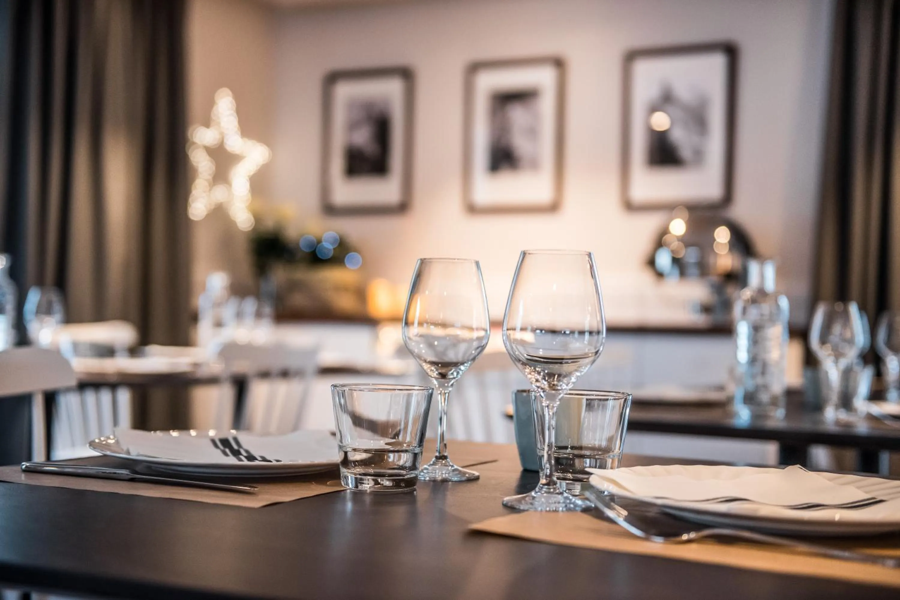 Decorative detail in Chalet hôtel le Whymper