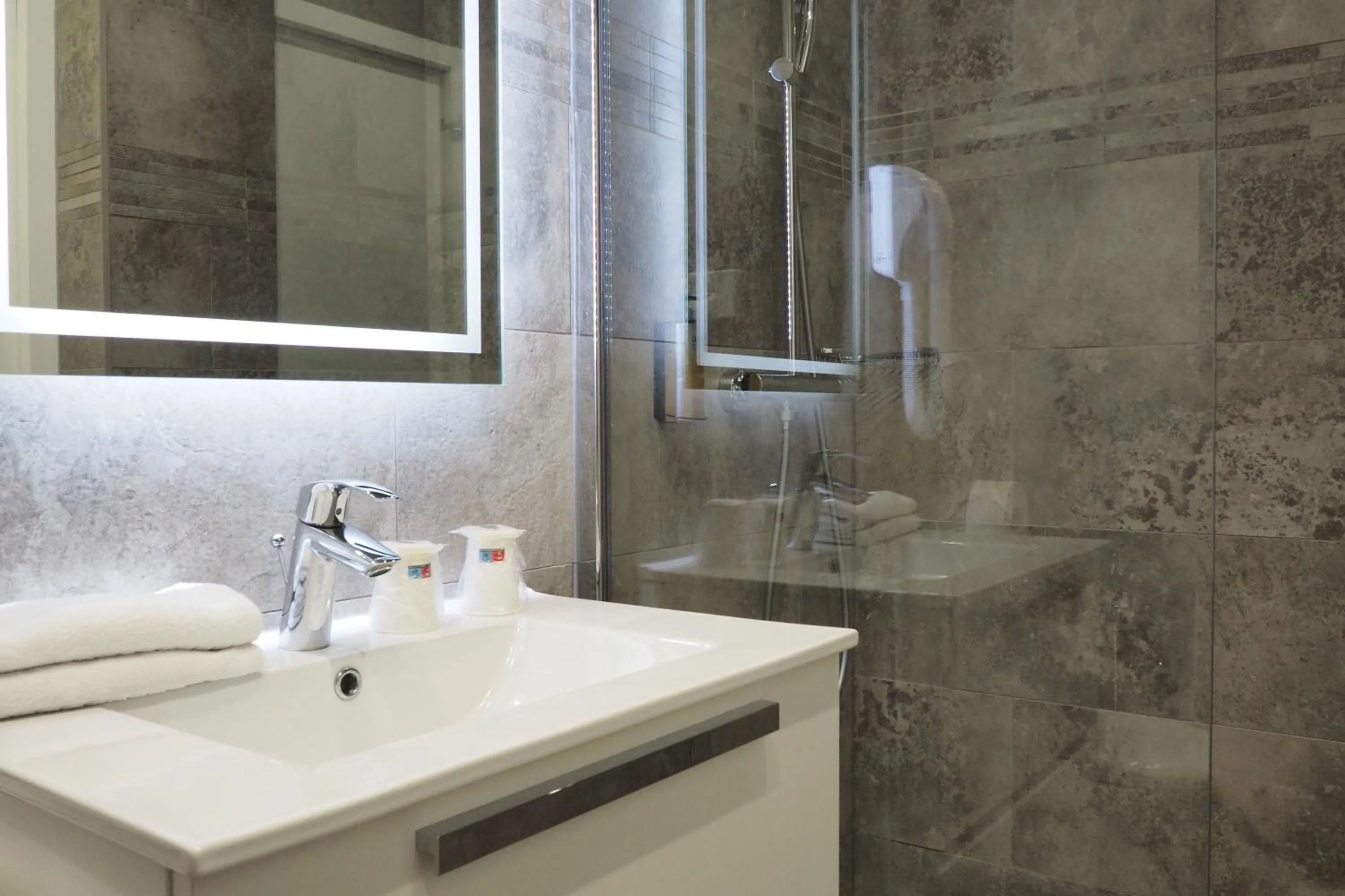 Bathroom in Hotel Busby