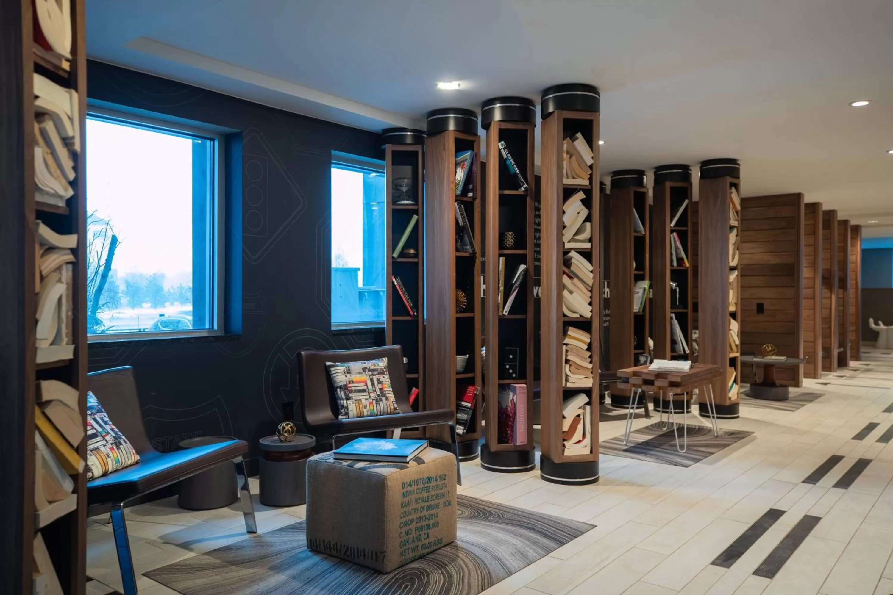 Lobby or reception in Renaissance Minneapolis Bloomington Hotel