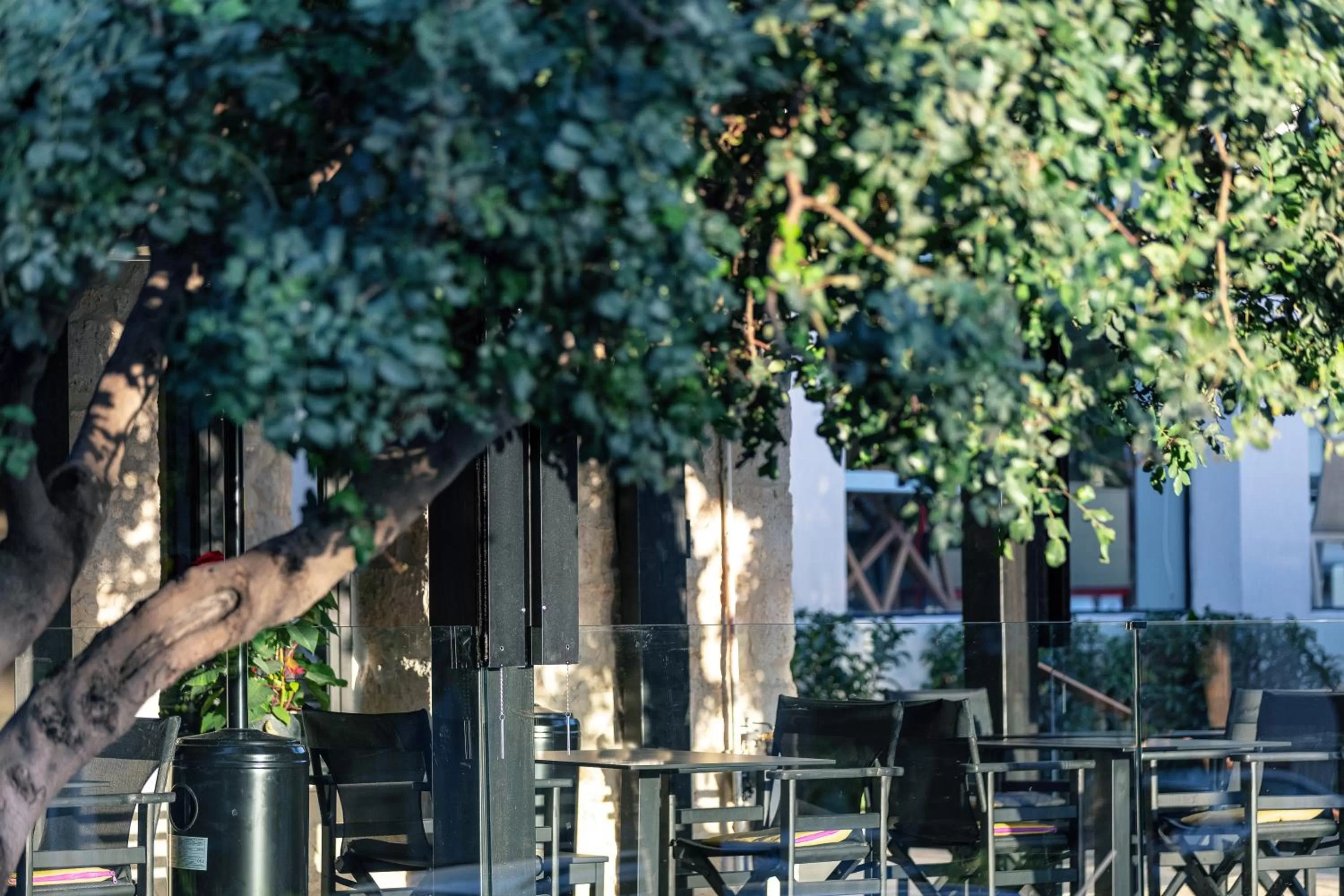 Lounge or bar in Chapter 02 Gallery Suites - ex GD Gallery Suites