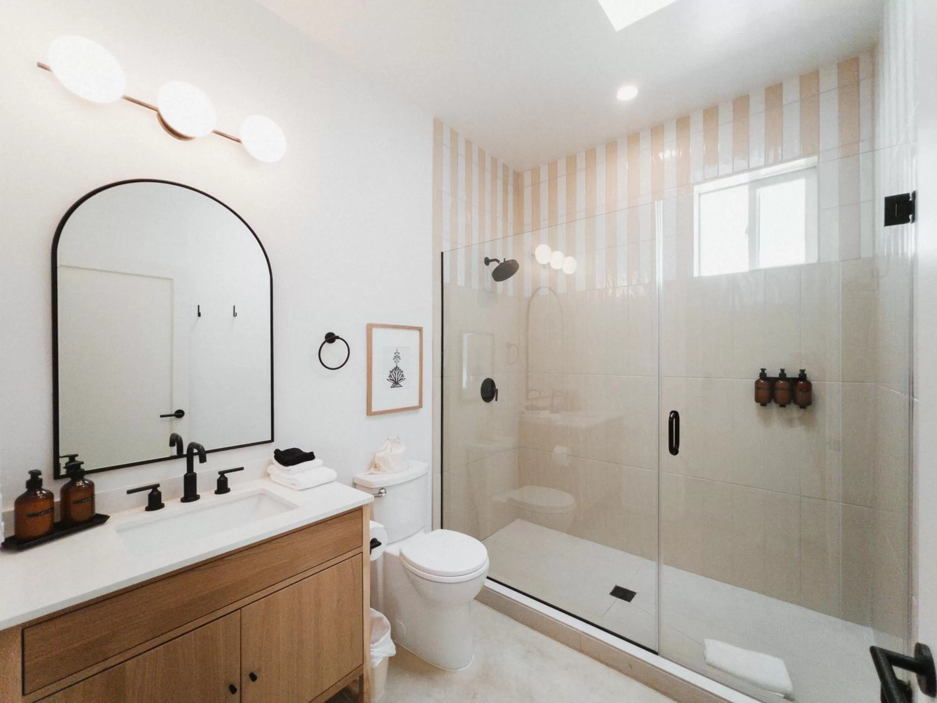 Shower in Yara Hotel - Adults Only