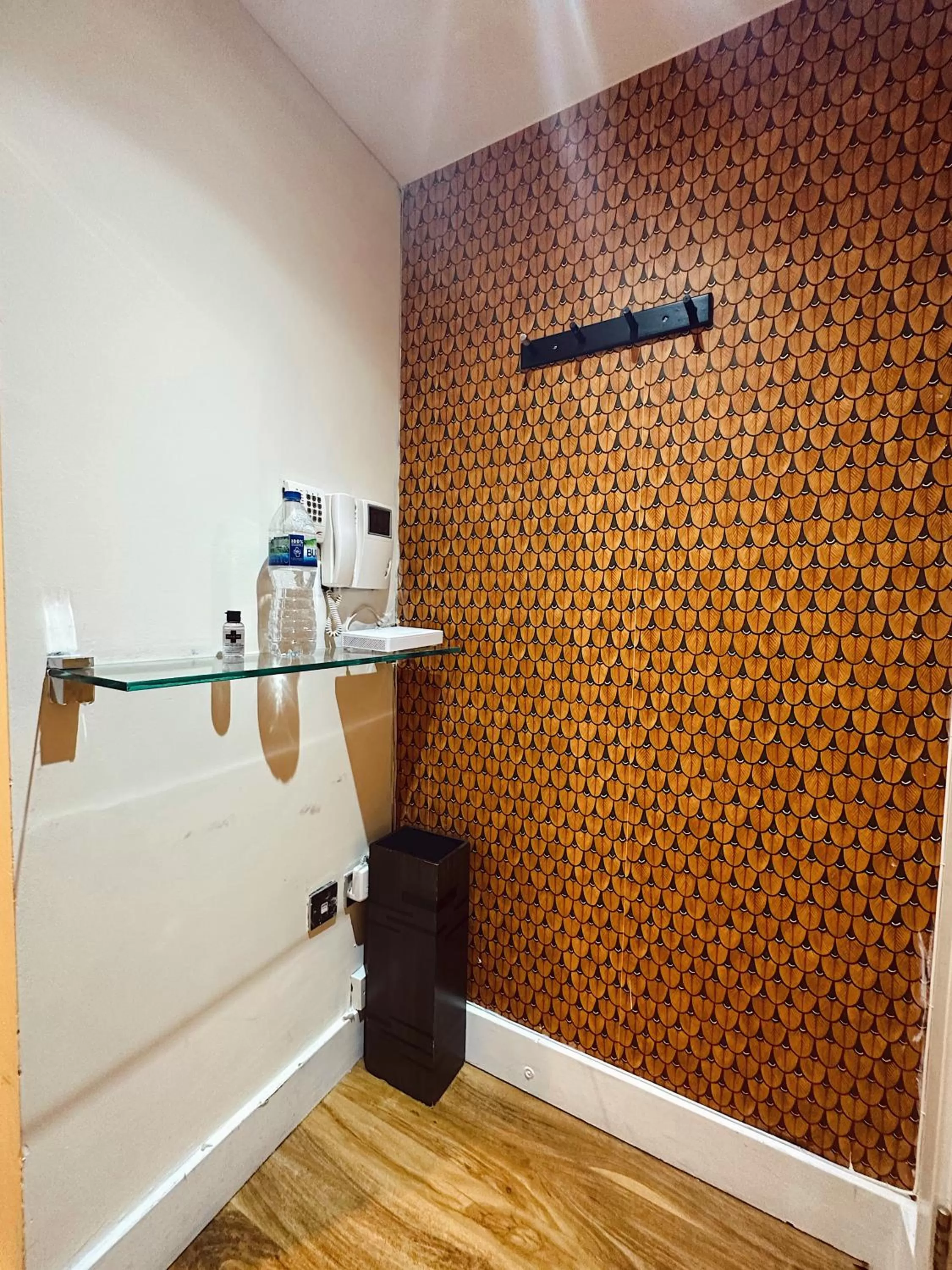 Facade/entrance in Canary Wharf - Luxury Apartments