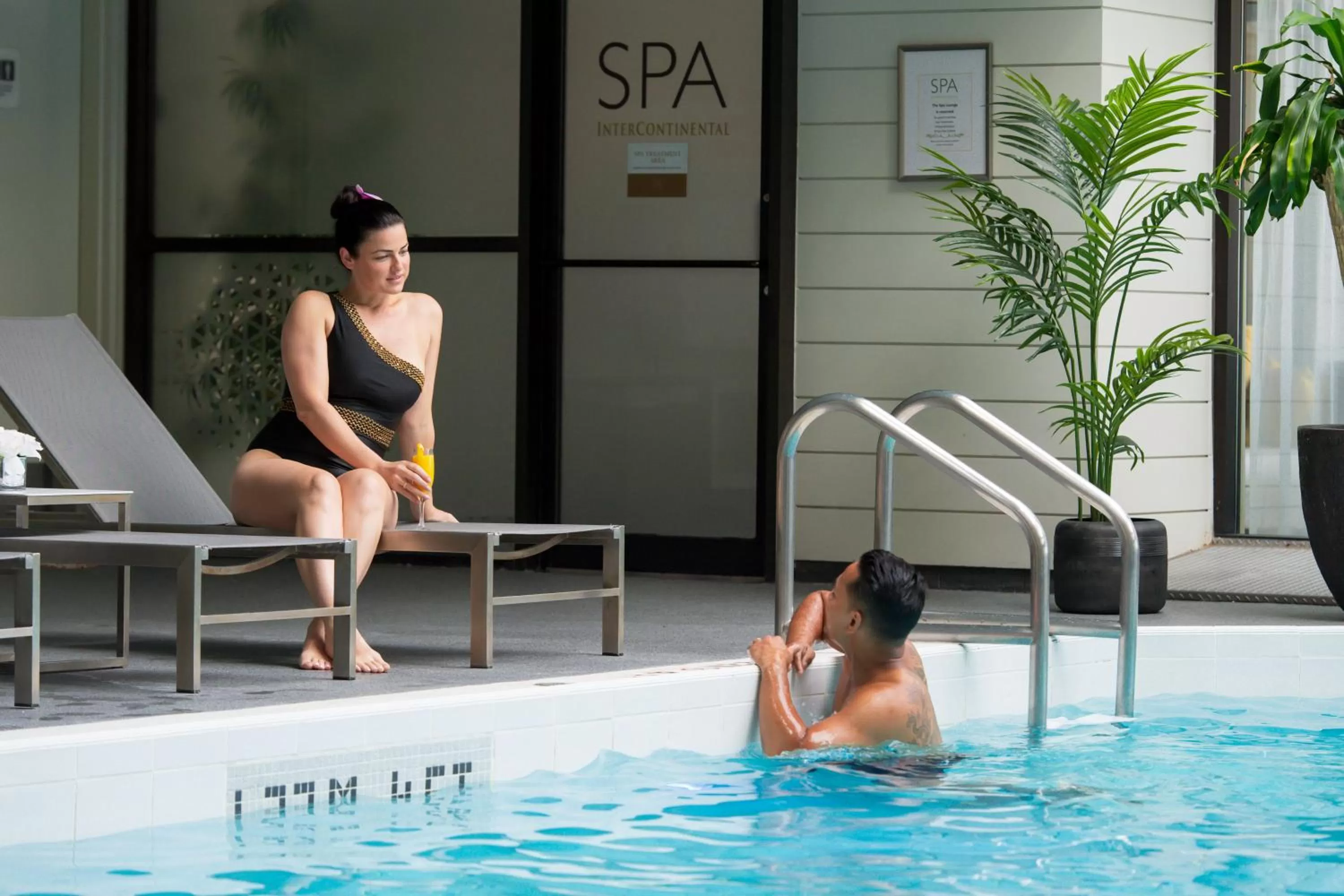 Swimming pool in InterContinental Toronto Centre by IHG