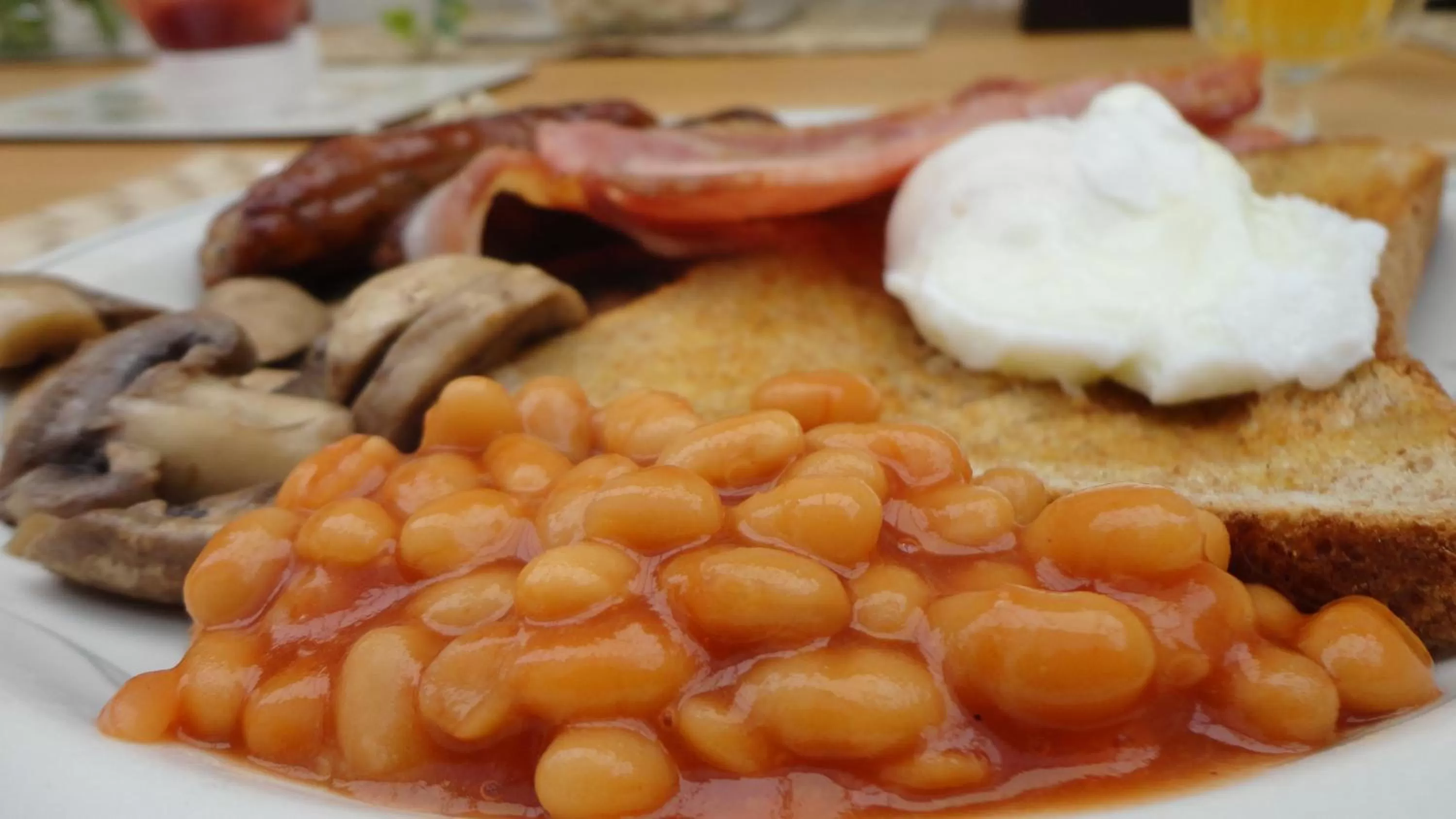 Breakfast in ASURE Destiny on Fitzherbert Motel