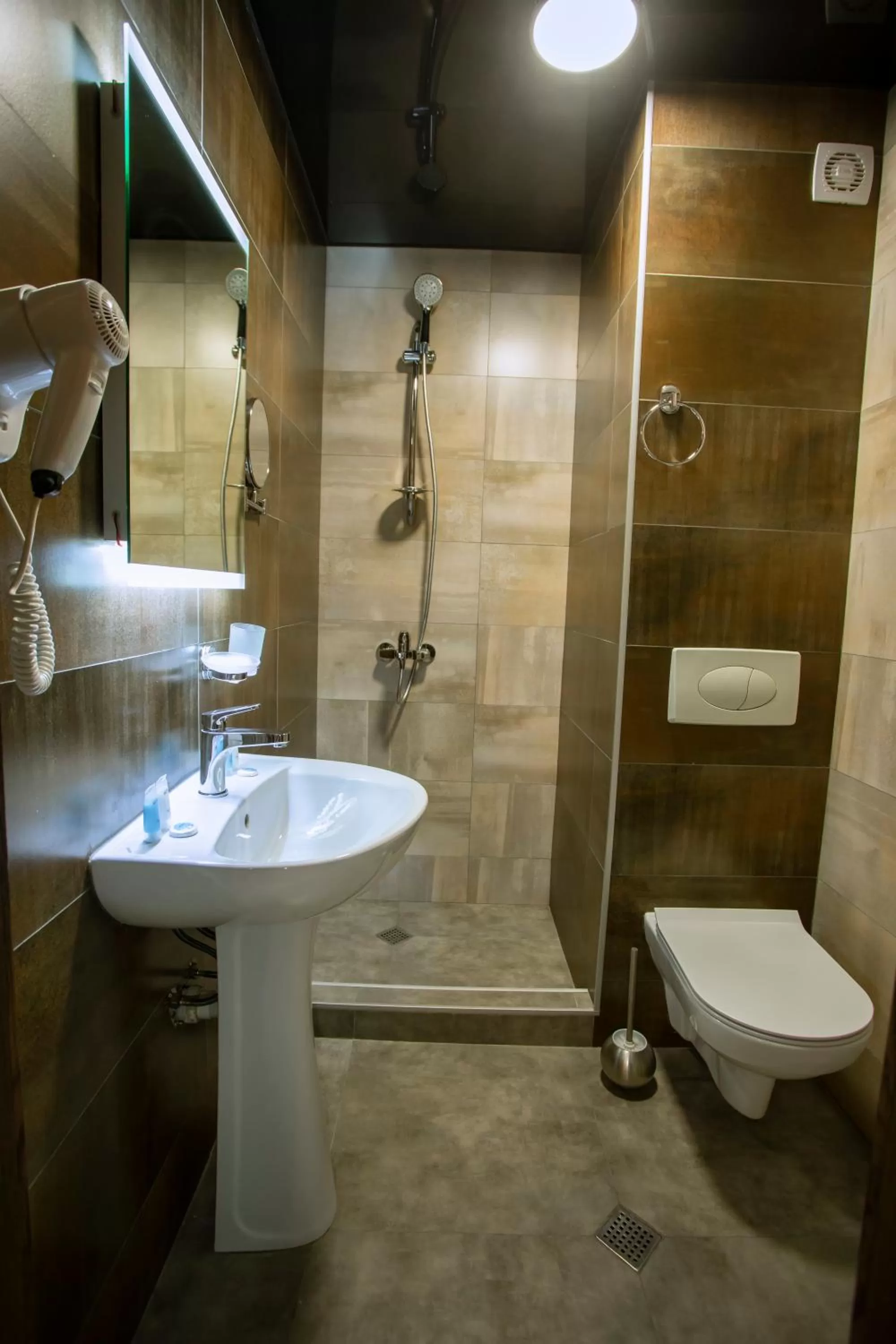 Bathroom in Apart Hotel West