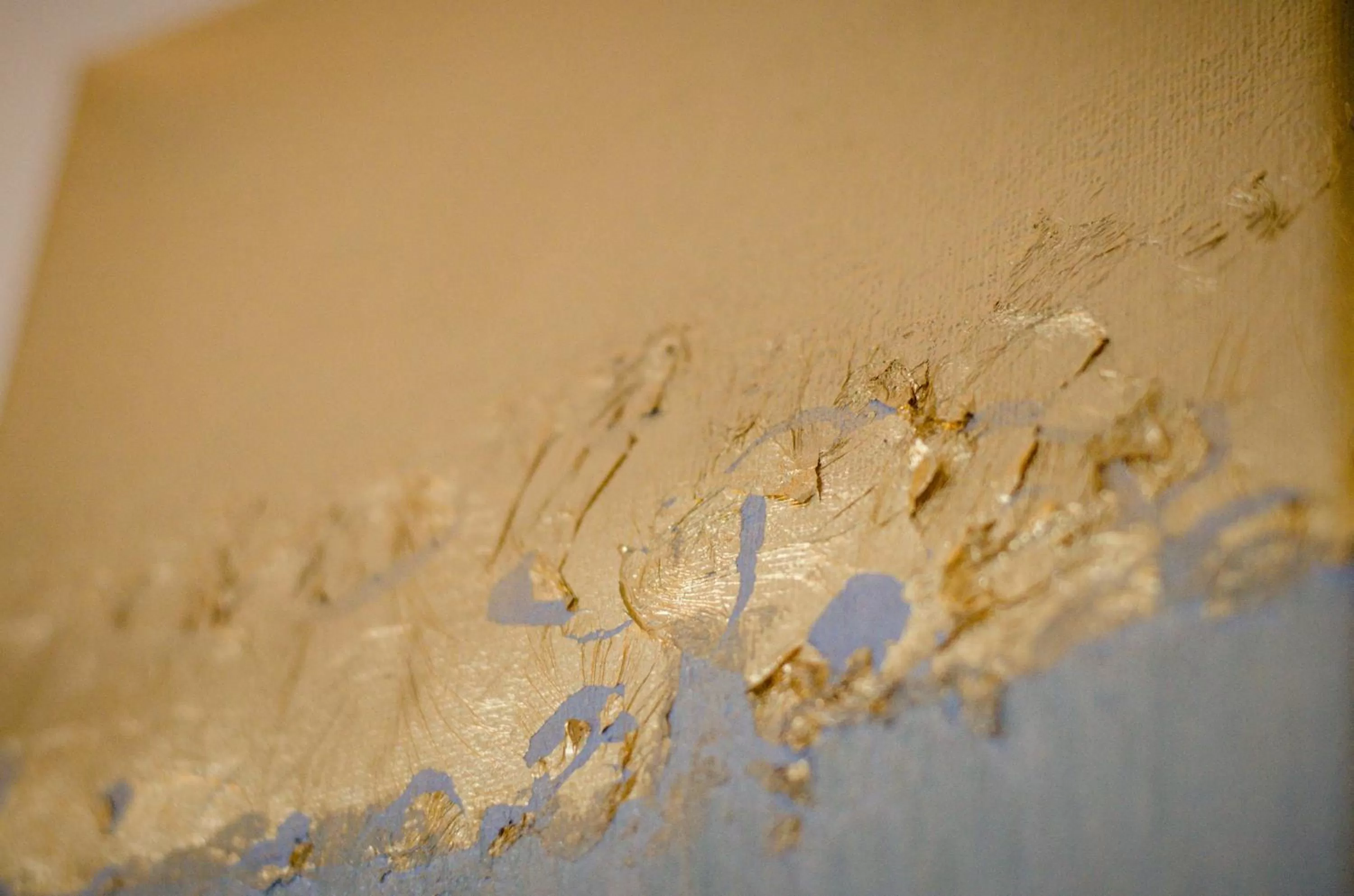 Decorative detail in The White Queen B&B