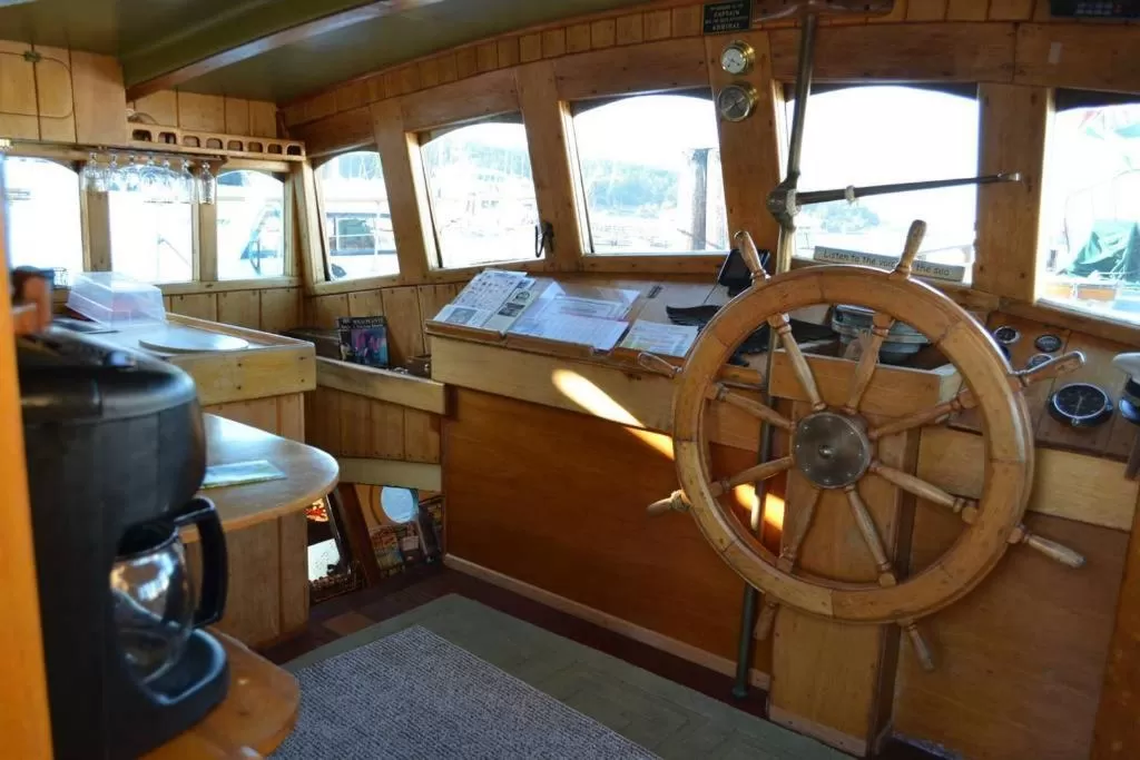 Deluxe Family Room in Wharfside Bed & Breakfast