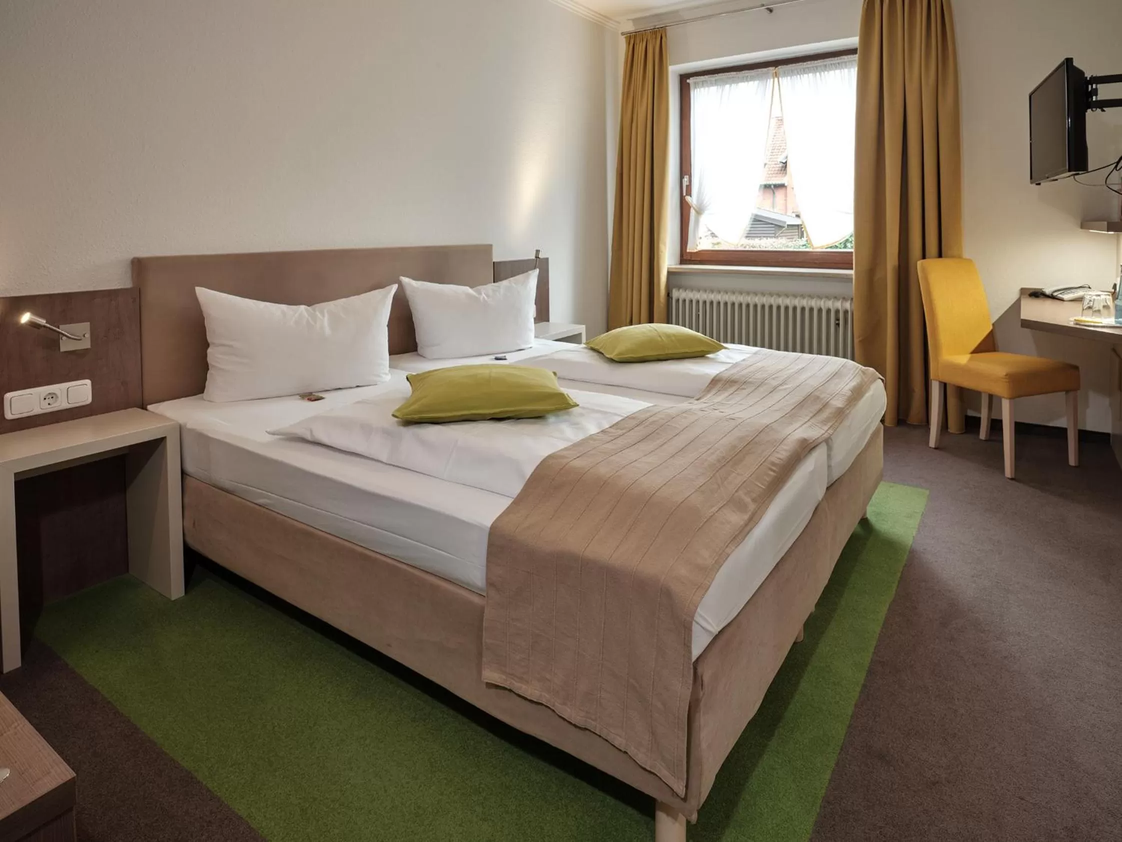 Bed in Hotel Gasthaus zur Linde