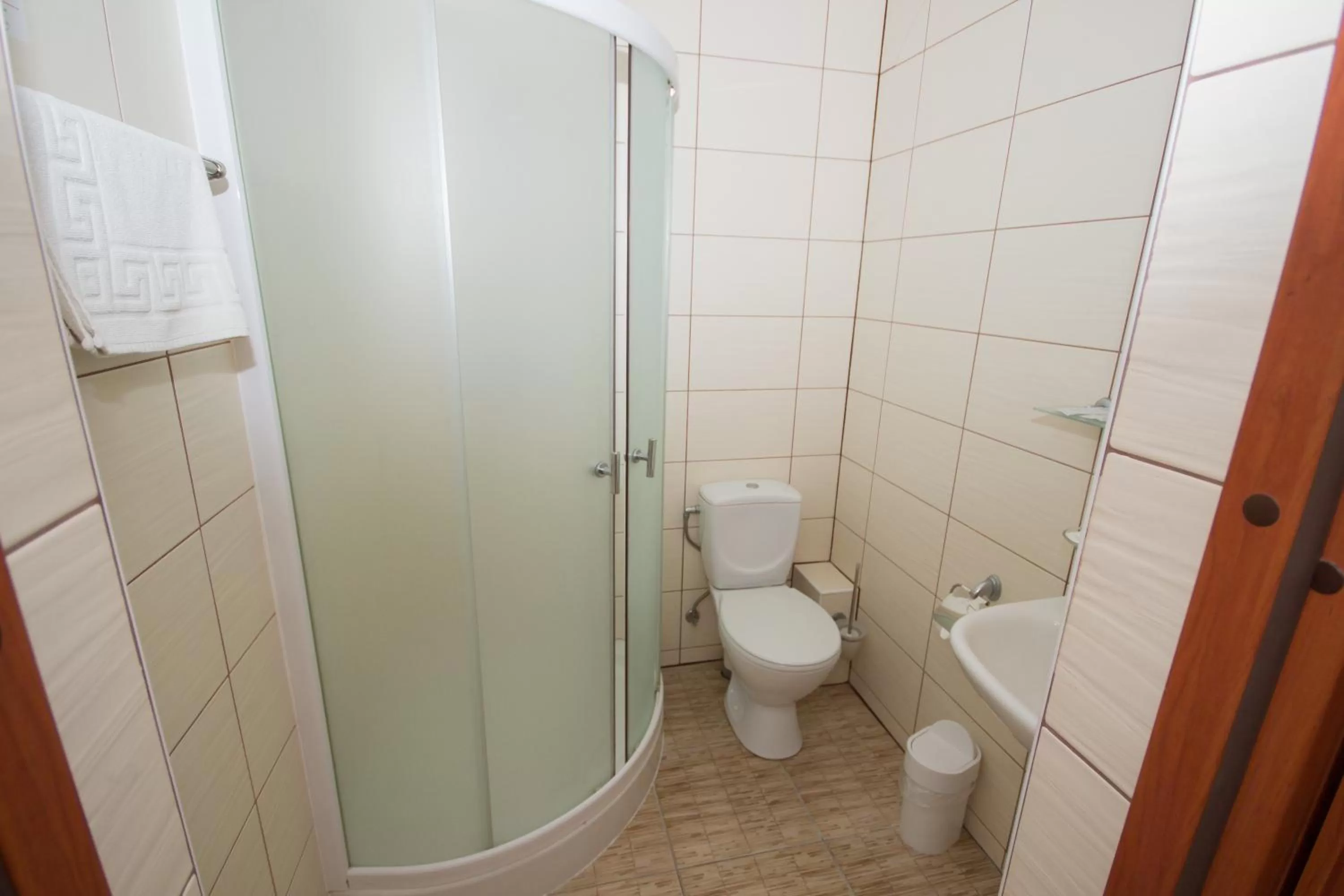 Bathroom in Deims Hotel