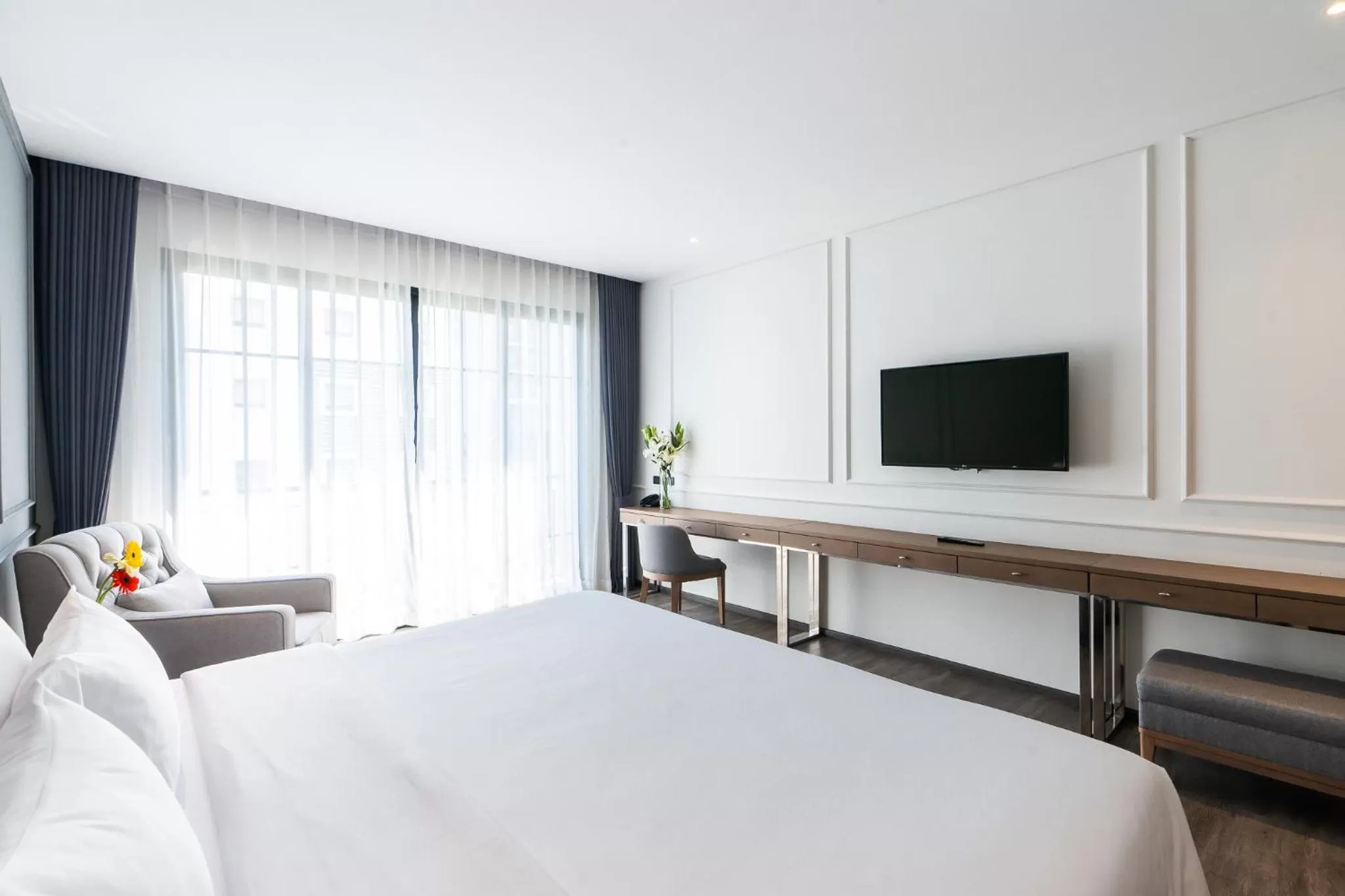 Bedroom, Bed in One Patio Hotel Pattaya - SHA Extra Plus