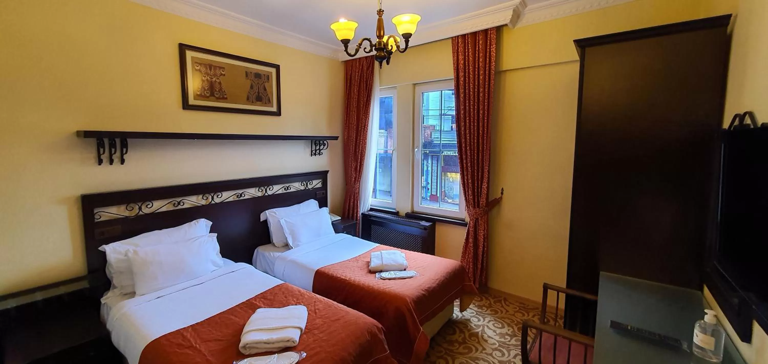 Bedroom, Bed in Ottoman Hotel Imperial-Special Category