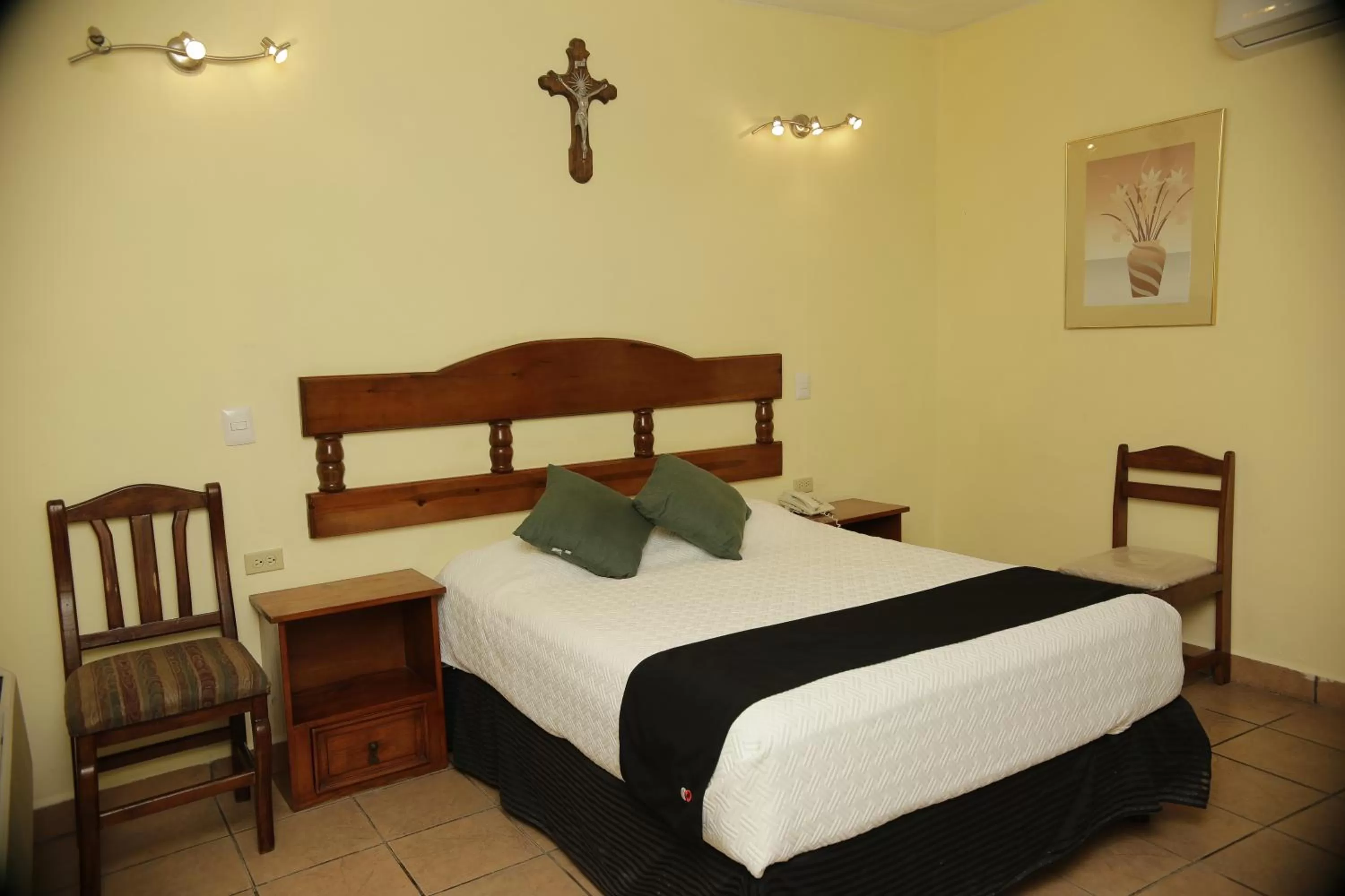 Bed in Hotel Posada Santa Fe Sabinas