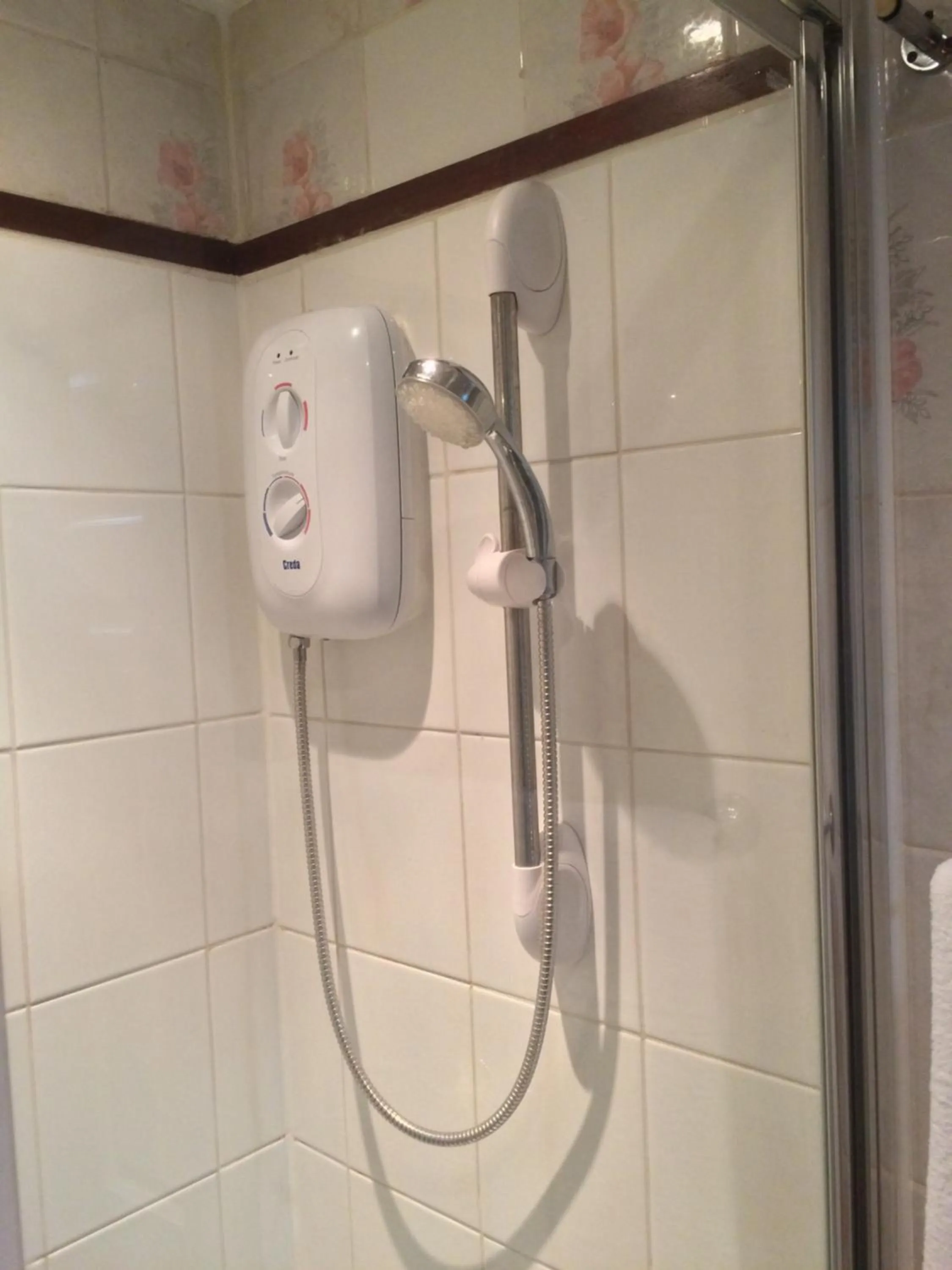 Shower in London Continental Hotel