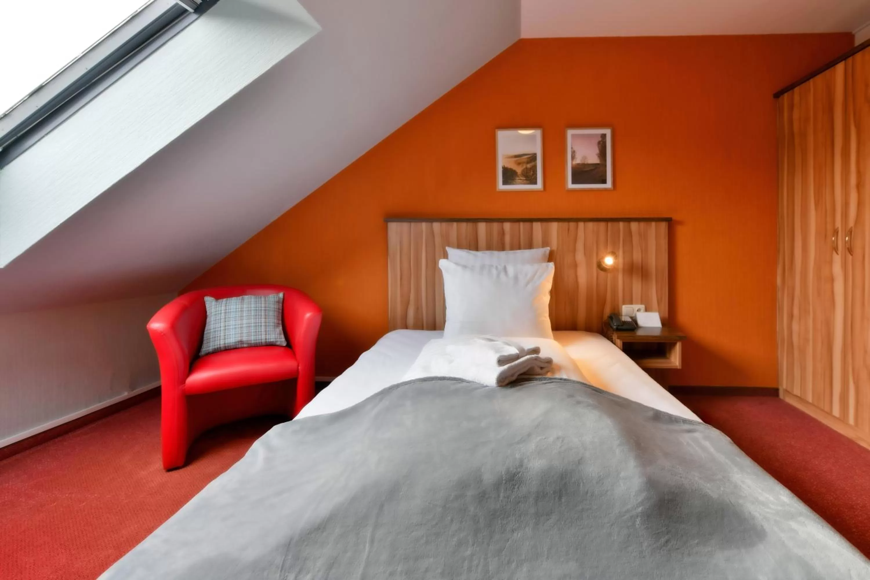 Bed in City Hotel Meckenheim