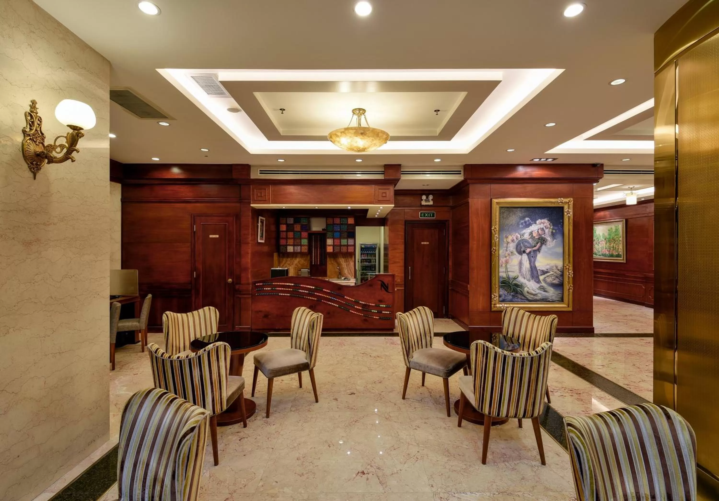 Lounge or bar in Aquari Hotel