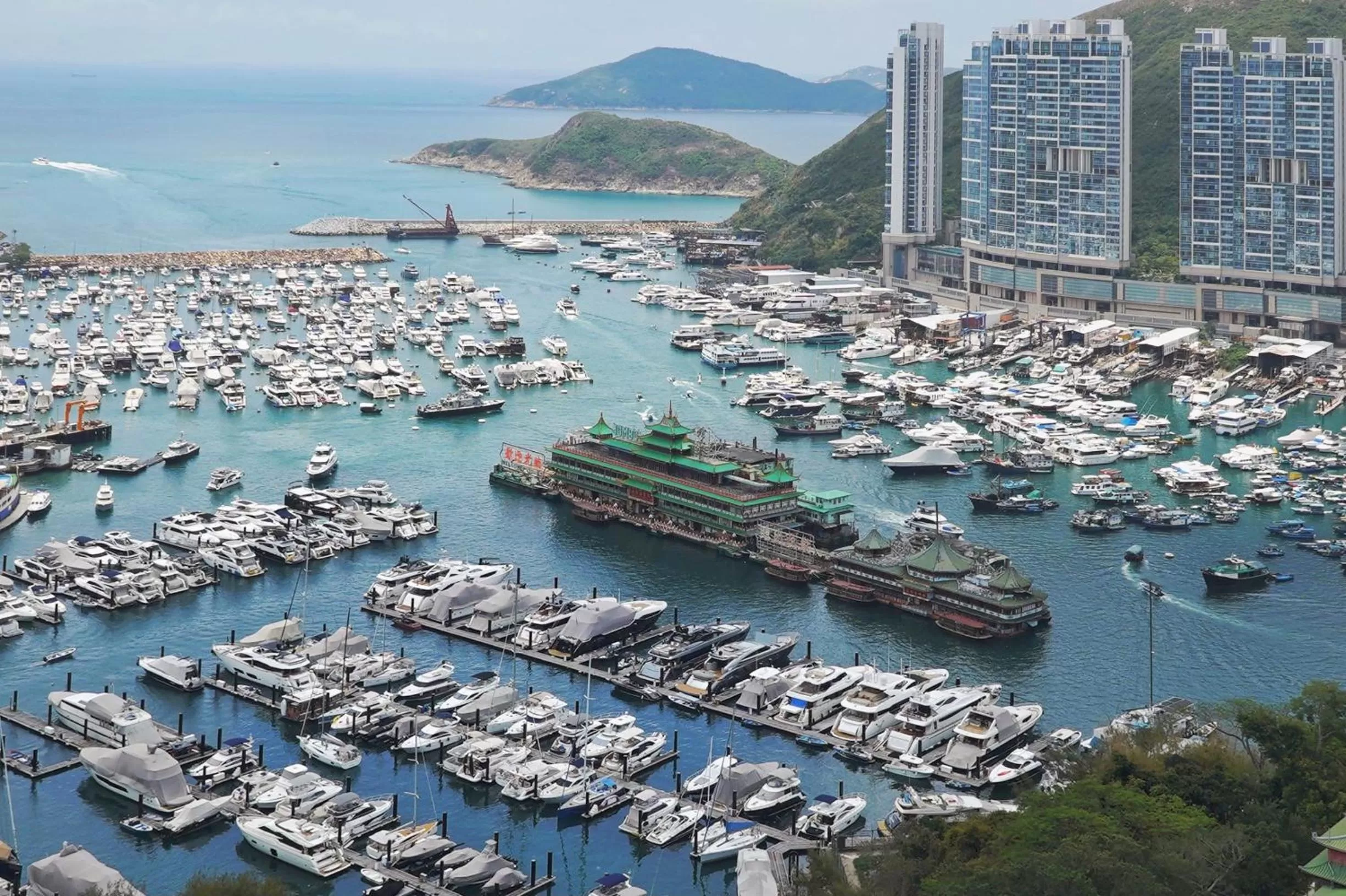 Swimming pool in the Arca