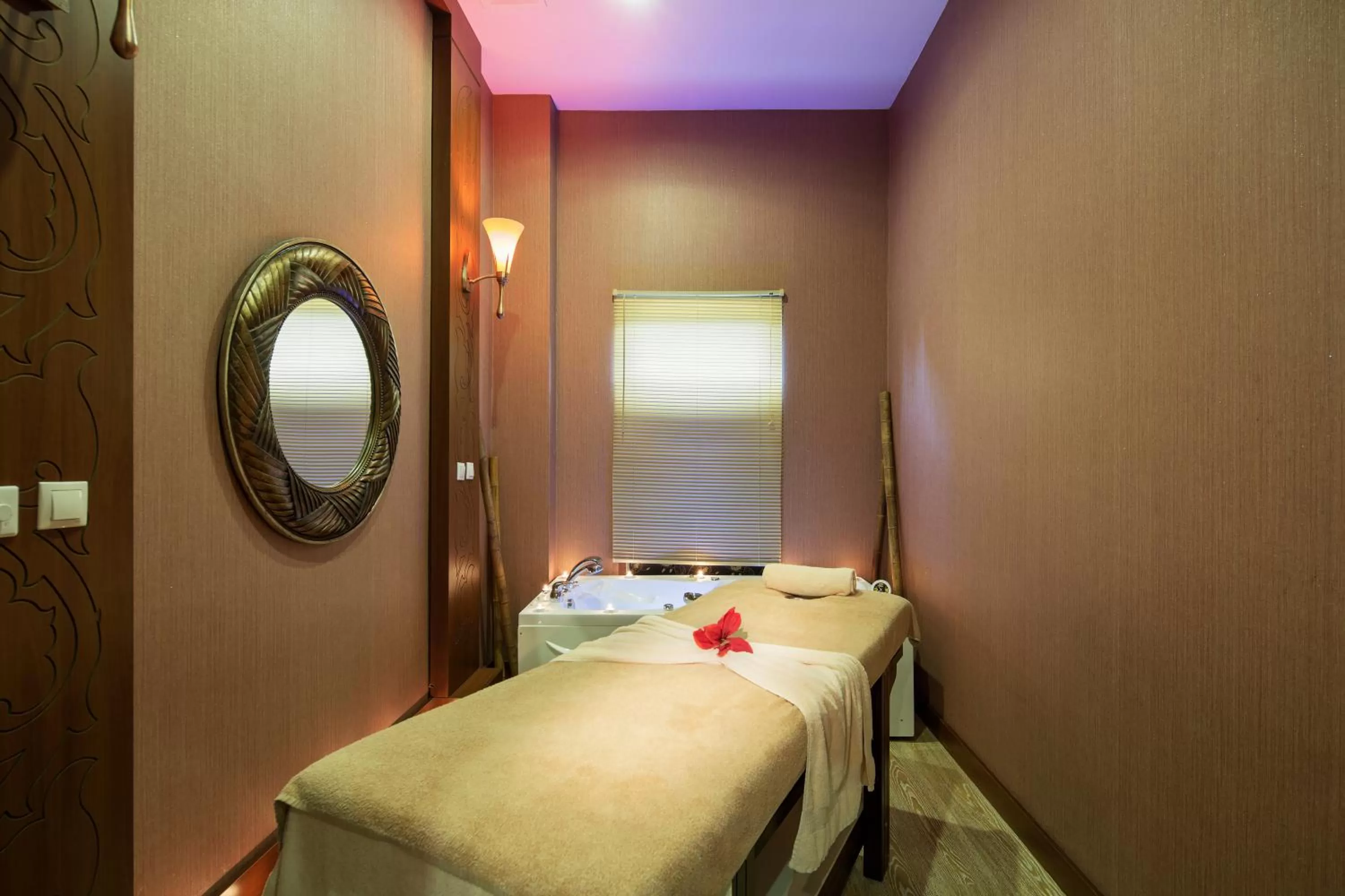 Spa and wellness centre/facilities, Bed in Crystal Tat Beach Pearl Collection - Ultimate All Inclusive