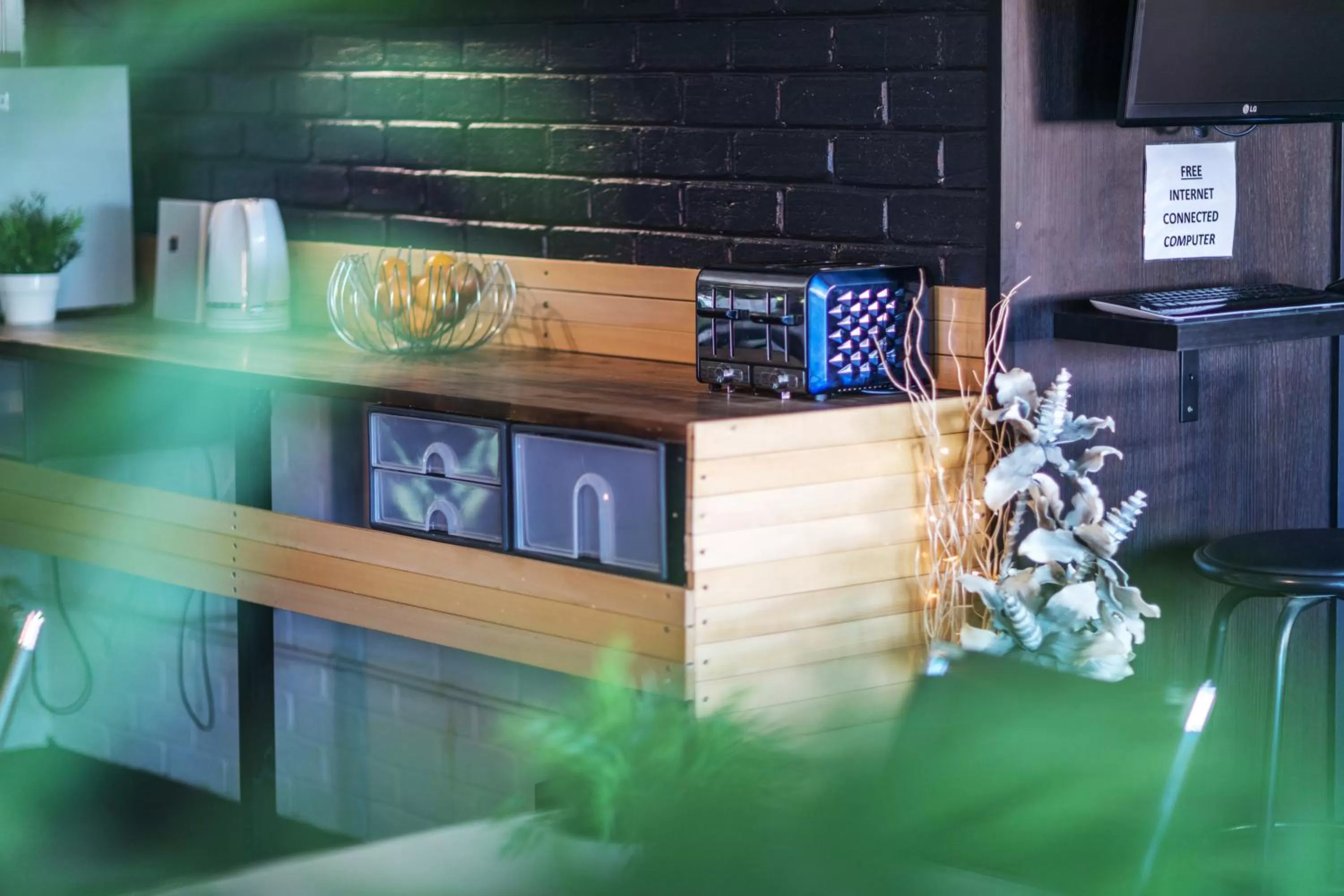 Breakfast in Ascot Budget Inn & Residences